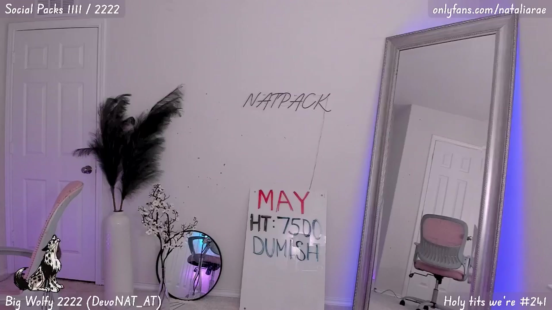 Gallery image thumbnail from Natalia_Rae's myfreecams stream on, 05/16/2025, 22:32 image 14 of 20