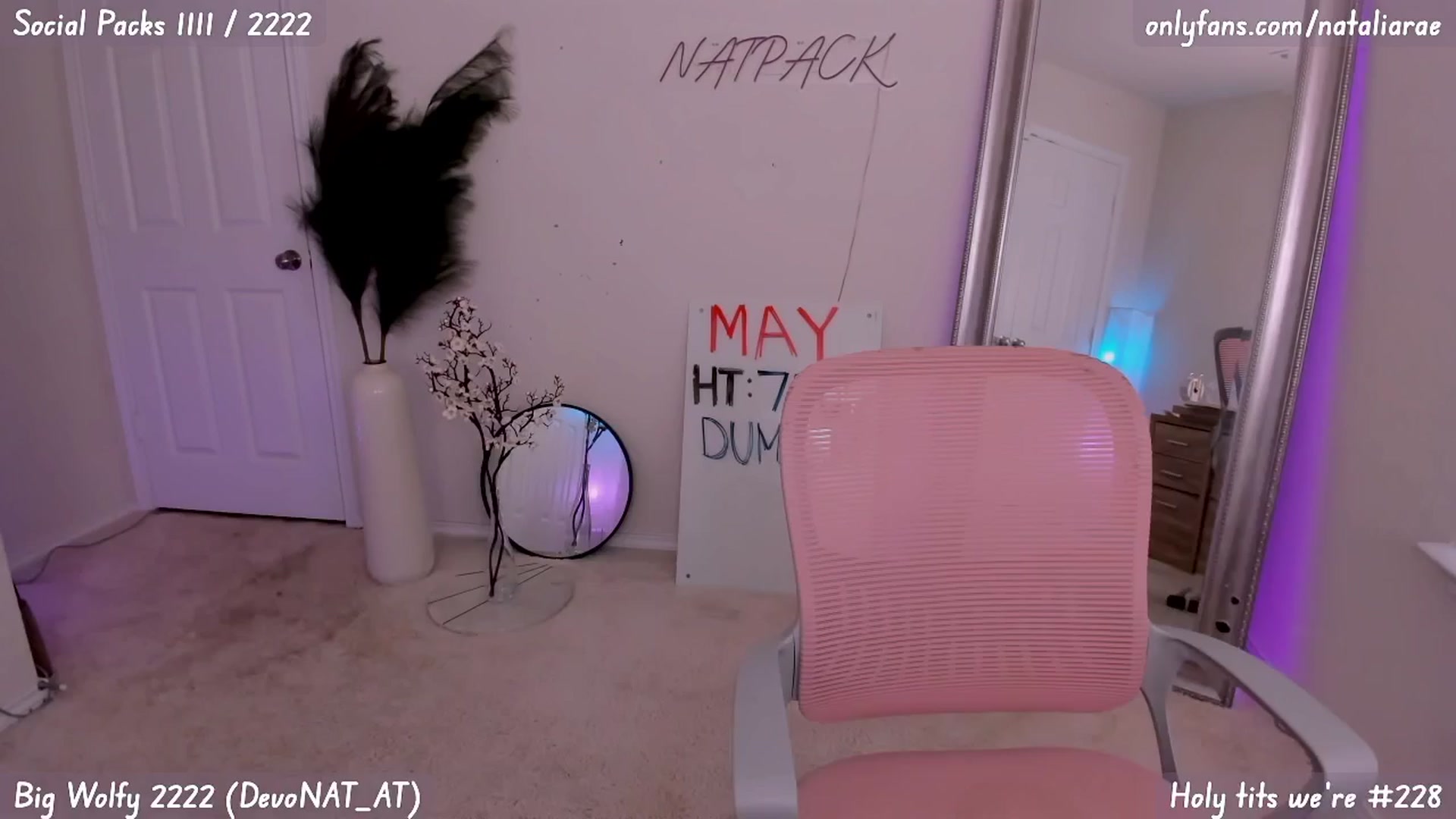 Gallery image thumbnail from Natalia_Rae's myfreecams stream on, 05/17/2025, 01:09 image 8 of 20