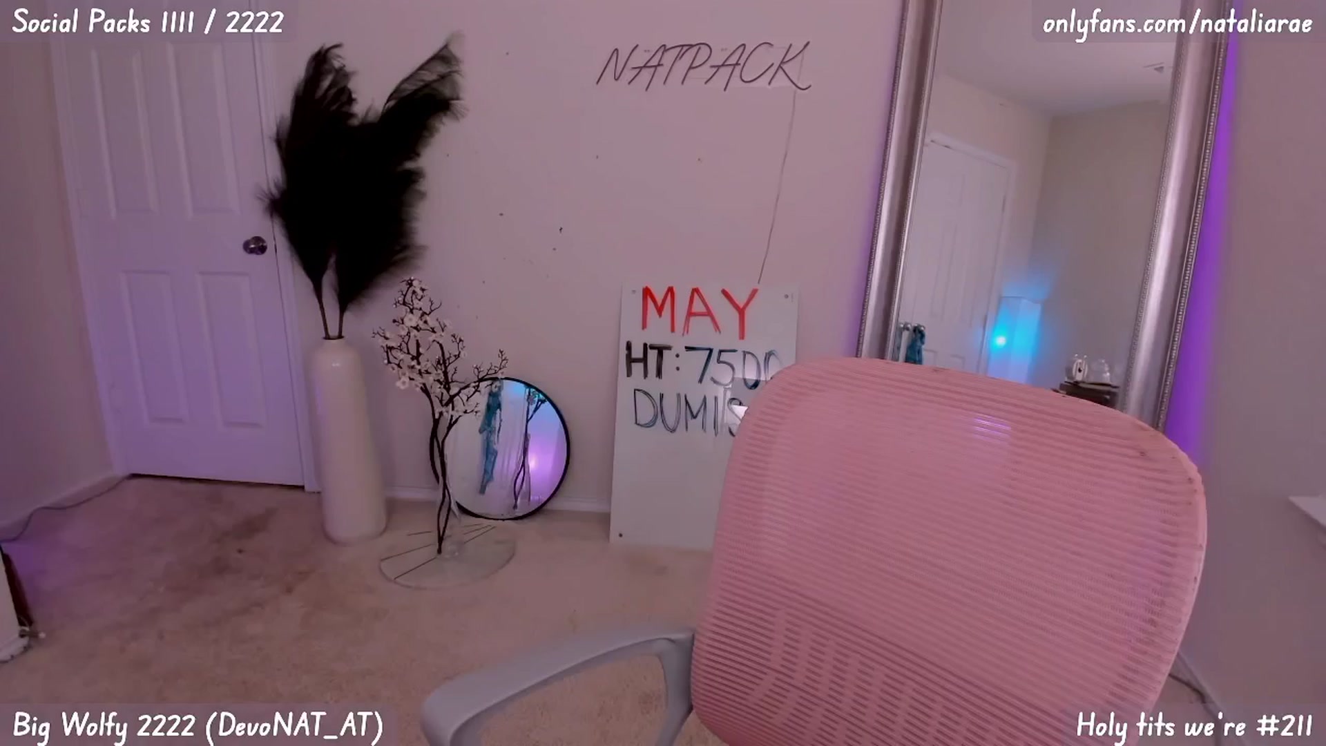 Gallery image thumbnail from Natalia_Rae's myfreecams stream on, 05/17/2025, 04:45 image 4 of 20
