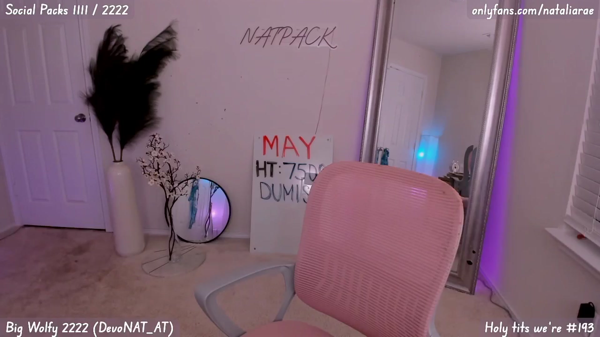 Gallery image thumbnail from Natalia_Rae's myfreecams stream on, 05/17/2025, 04:45 image 10 of 20