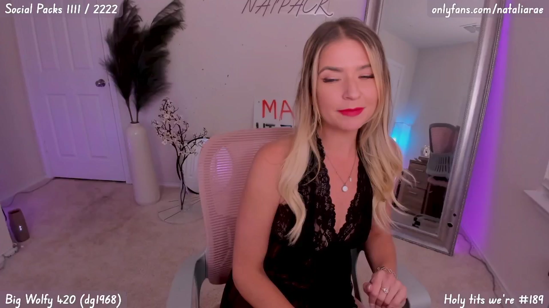 Gallery image thumbnail from Natalia_Rae's myfreecams stream on, 05/18/2025, 04:38 image 3 of 20