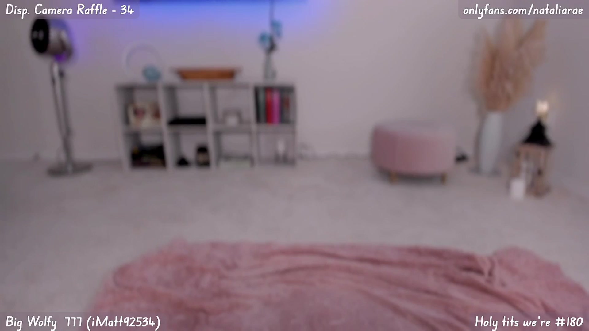 Gallery image thumbnail from Natalia_Rae's myfreecams stream on, 05/30/2025, 24:03 image 18 of 20