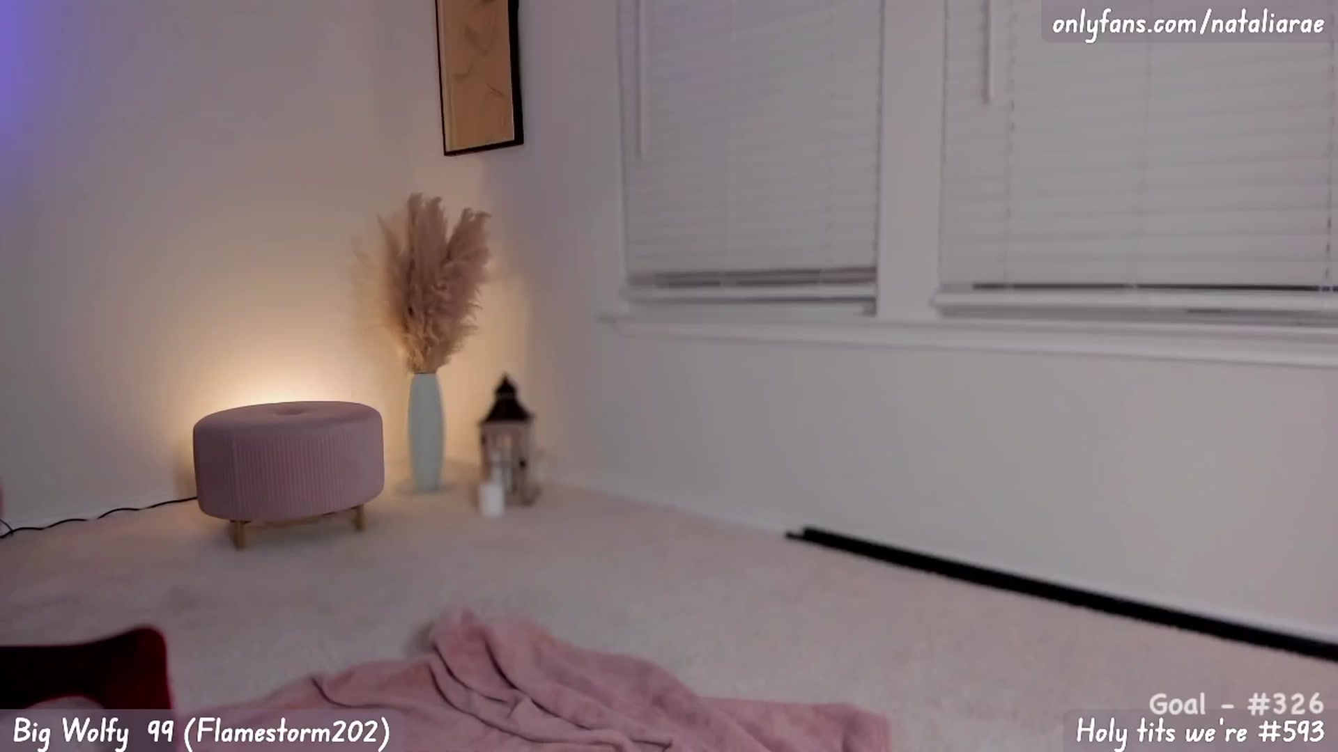 Gallery image thumbnail from Natalia_Rae's myfreecams stream on, 06/10/2025, 07:42 image 7 of 20