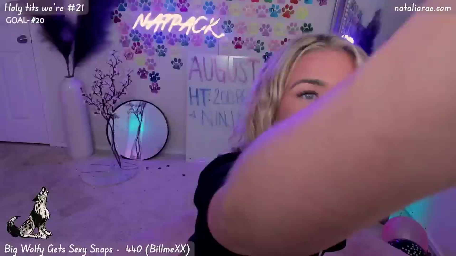 Gallery image thumbnail from Natalia_Rae's myfreecams stream on, 08/20/2025, 03:23 image 3 of 20