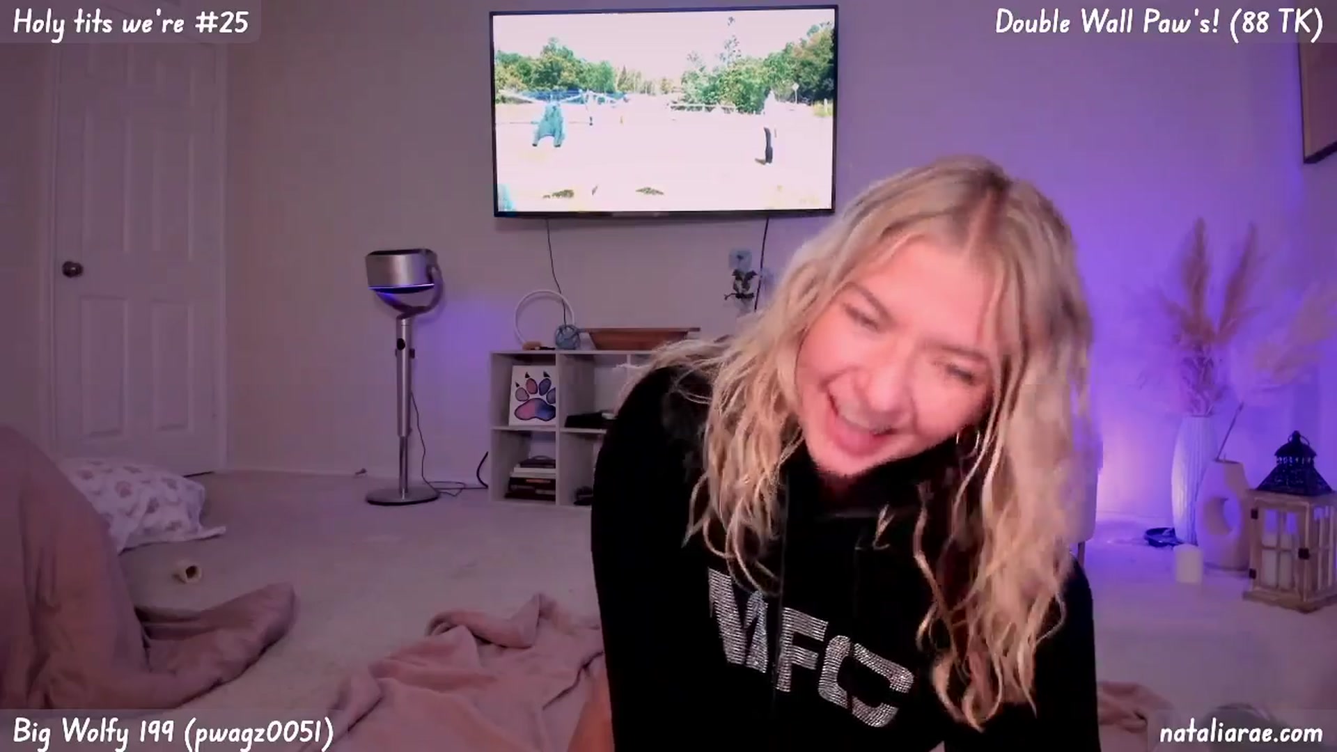 Gallery image thumbnail from Natalia_Rae's myfreecams stream on, 08/26/2025, 06:26 image 6 of 20
