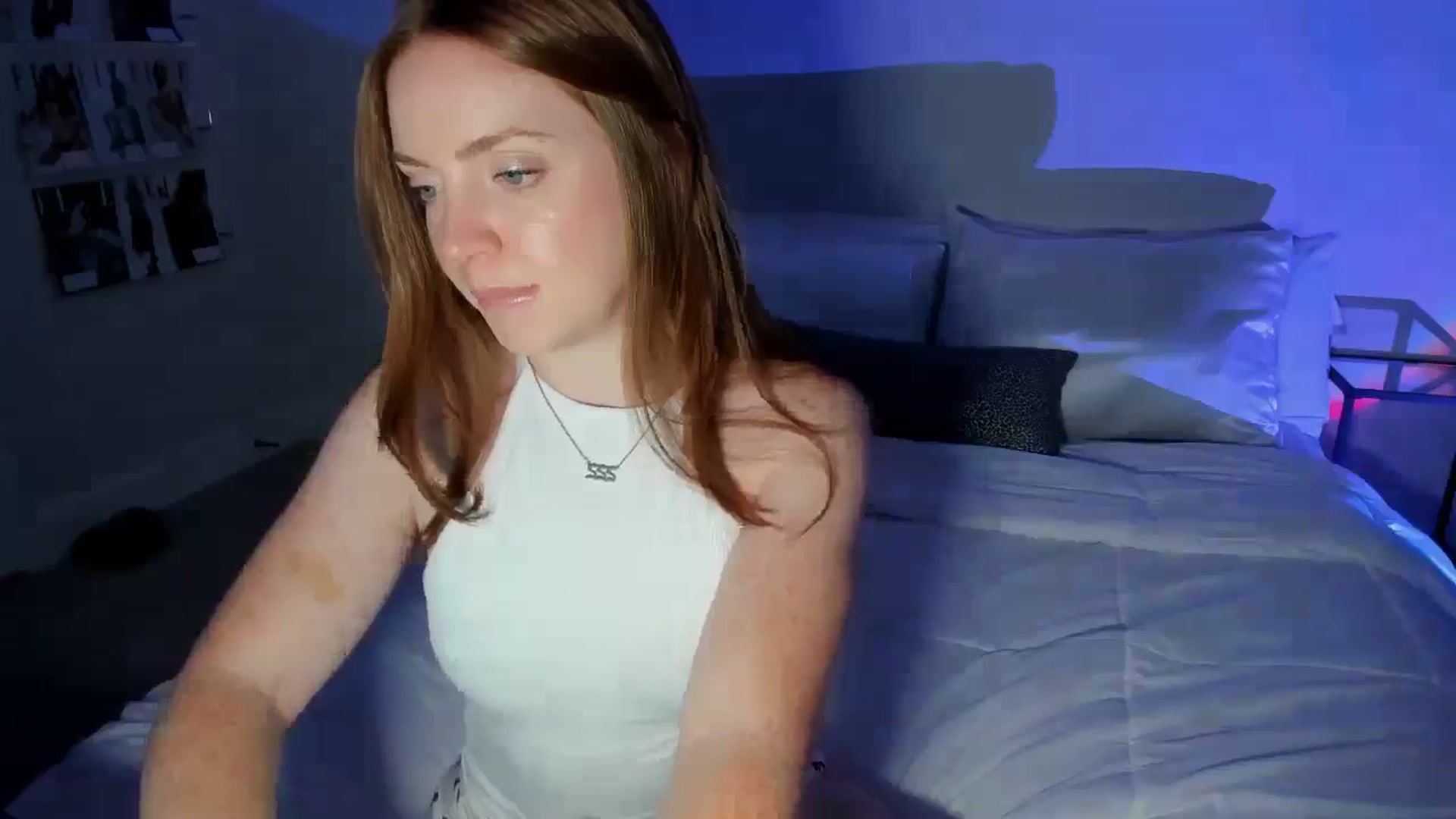 Gallery image thumbnail from Nataliaaa's myfreecams stream on, 08/15/2025, 06:14 image 14 of 20