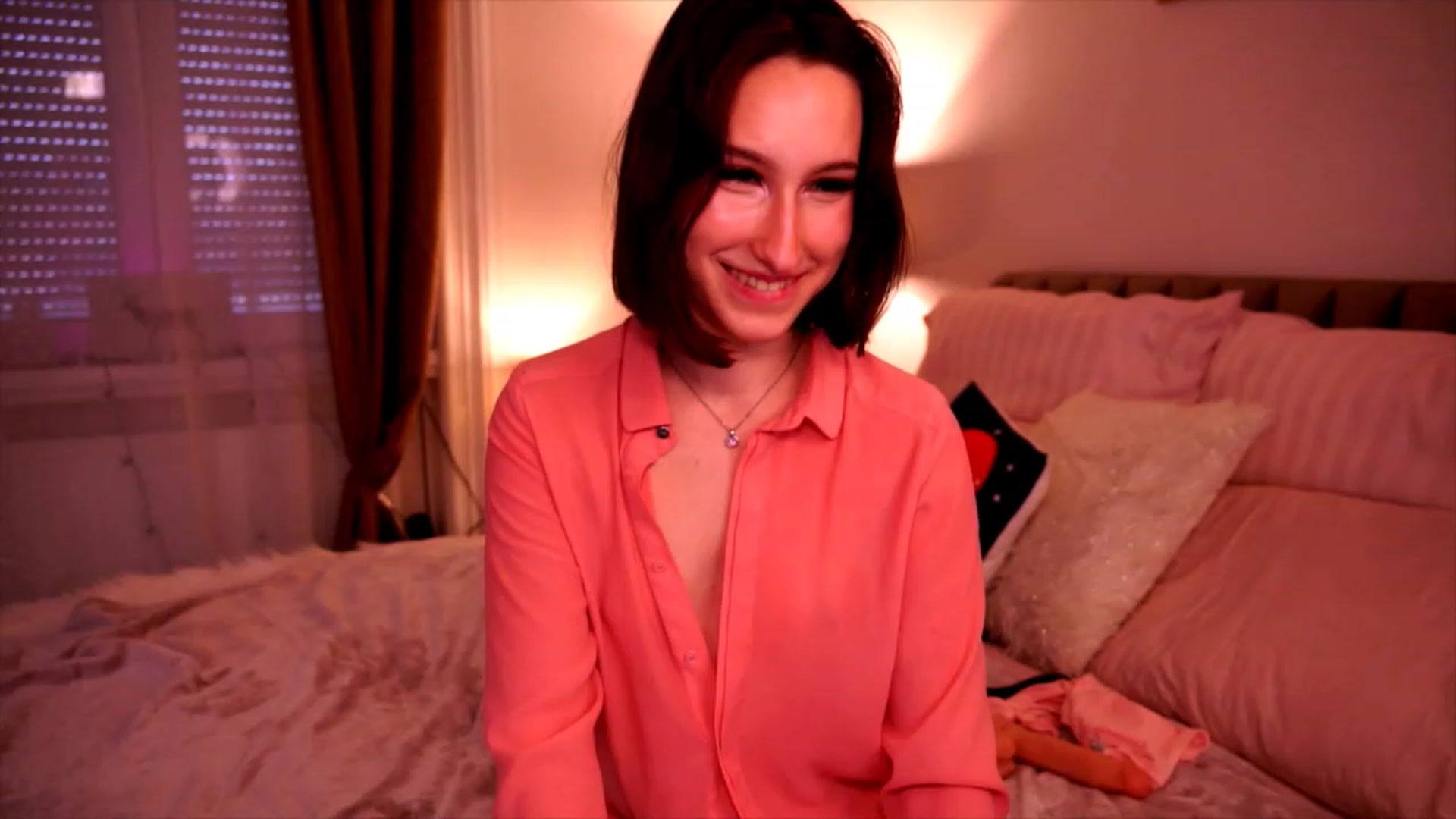 Gallery image thumbnail from Natalialeoe's myfreecams stream on, 12/30/2022, 11:53 image 7 of 20
