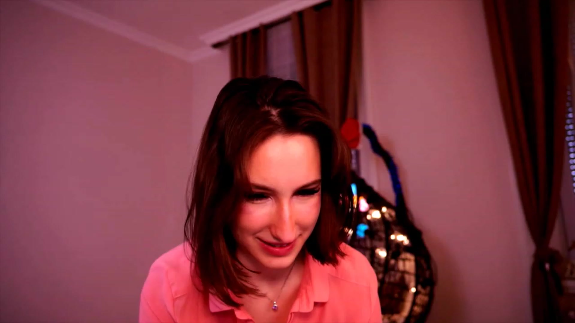 Gallery image thumbnail from Natalialeoe's myfreecams stream on, 12/30/2022, 11:53 image 1 of 20