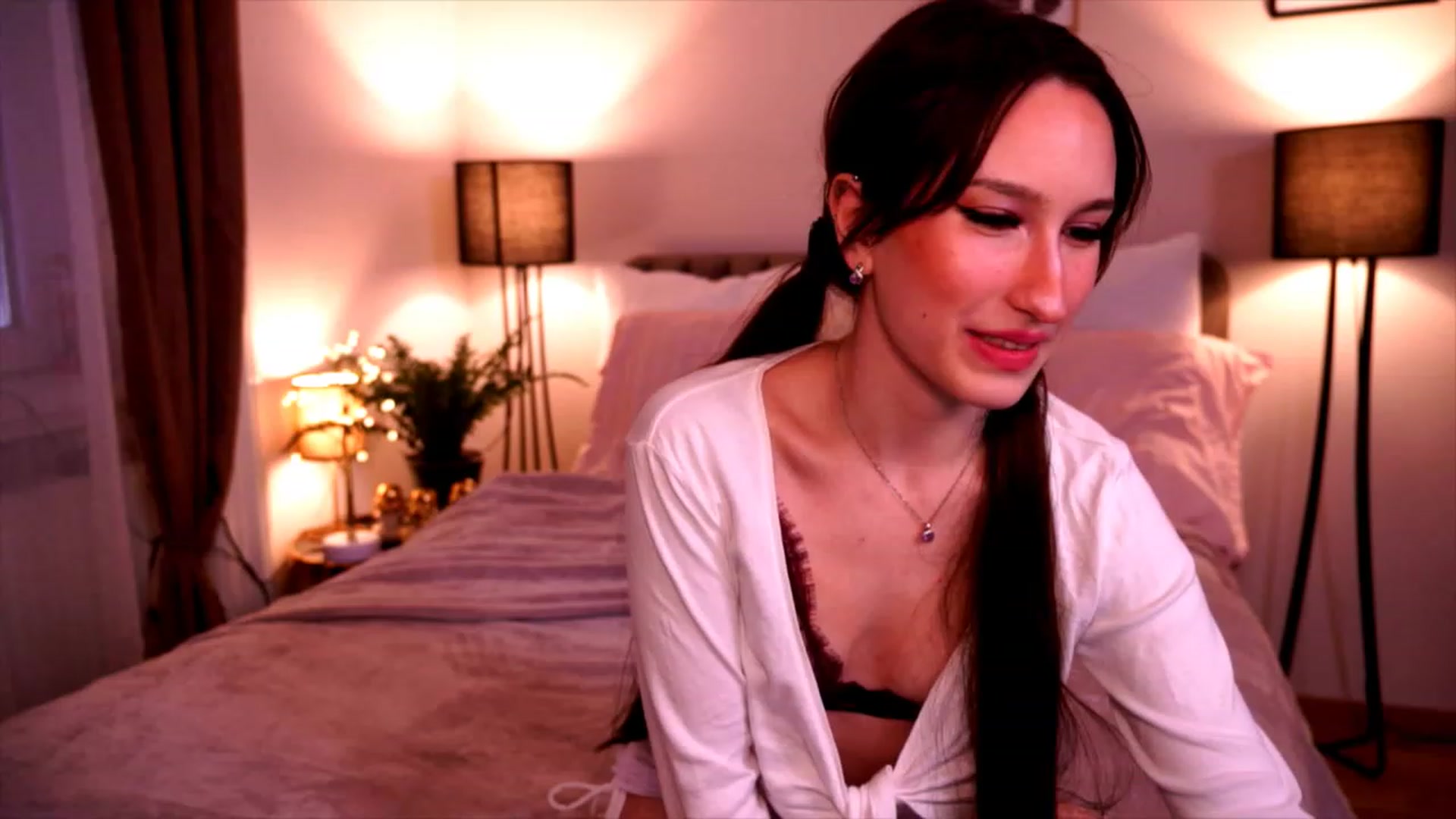 Gallery image thumbnail from Natalialeoe's myfreecams stream on, 01/15/2023, 12:27 image 8 of 20