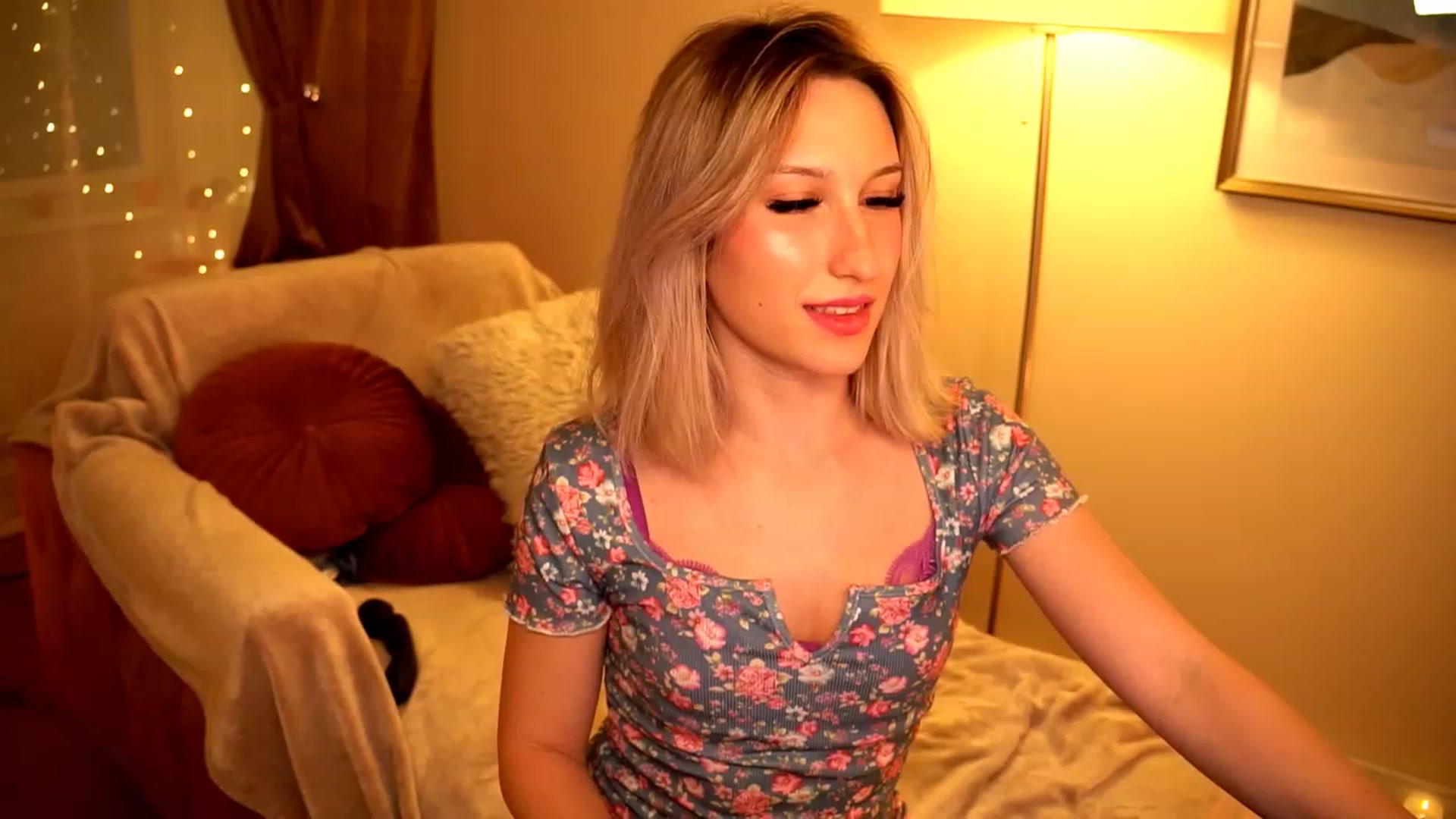 Gallery image thumbnail from Natalialeoe's myfreecams stream on, 06/01/2023, 16:26 image 18 of 20