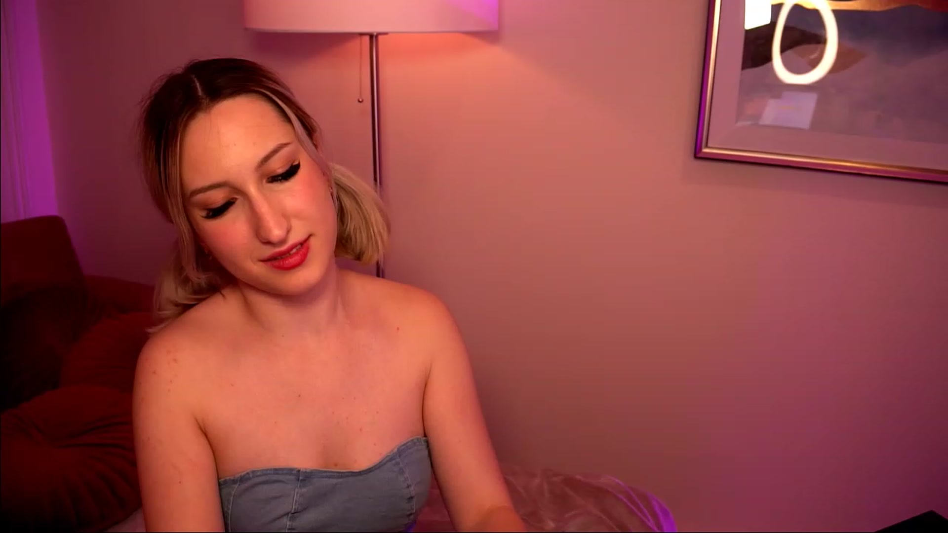 Gallery image thumbnail from Natalialeoe's myfreecams stream on, 06/13/2023, 05:59 image 2 of 20