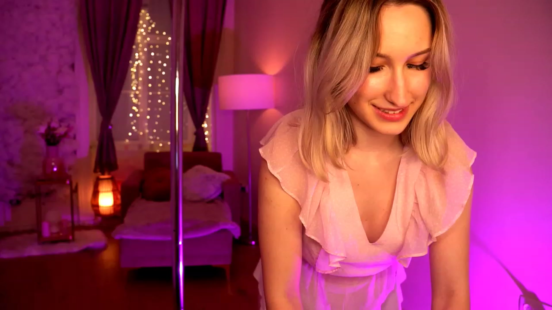 Gallery image thumbnail from Natalialeoe's myfreecams stream on, 06/18/2023, 18:55 image 2 of 20
