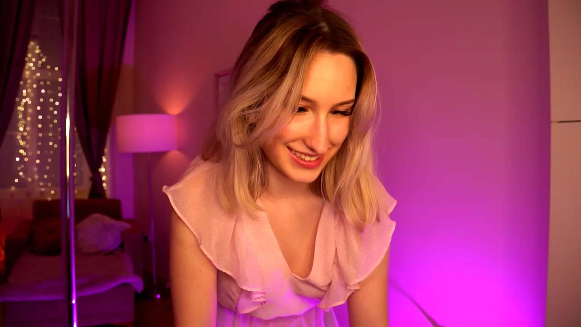 Gallery image thumbnail from Natalialeoe's myfreecams stream on, 06/18/2023, 18:55 image 4 of 20