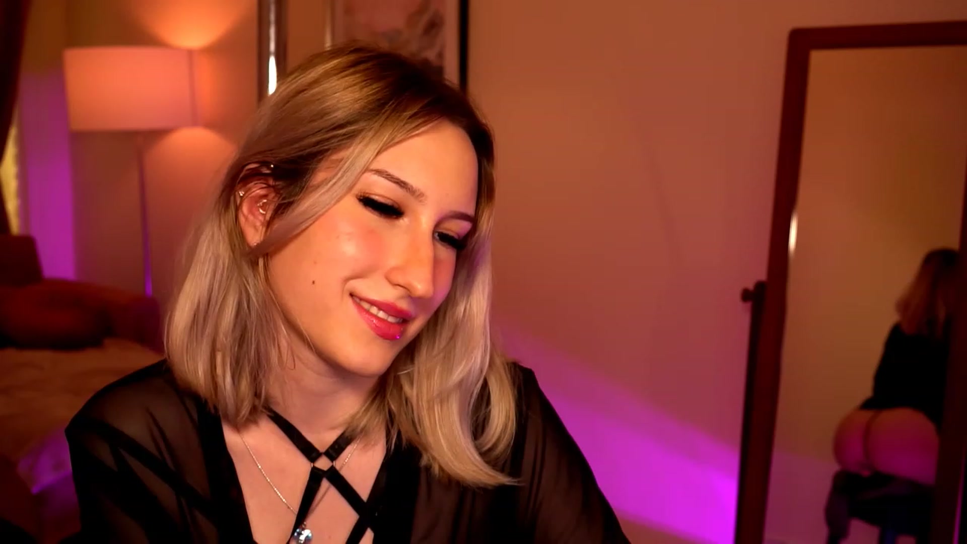 Gallery image thumbnail from Natalialeoe's myfreecams stream on, 06/22/2023, 19:44 image 4 of 20