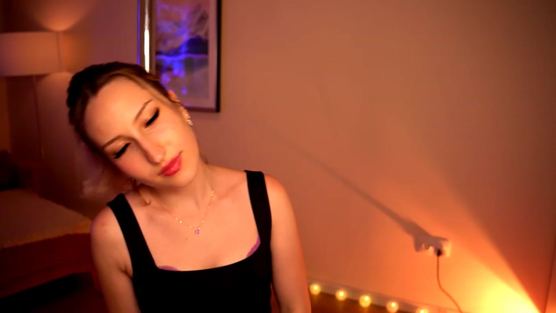 Gallery image thumbnail from Natalialeoe's myfreecams stream on, 07/07/2023, 19:02 image 6 of 20