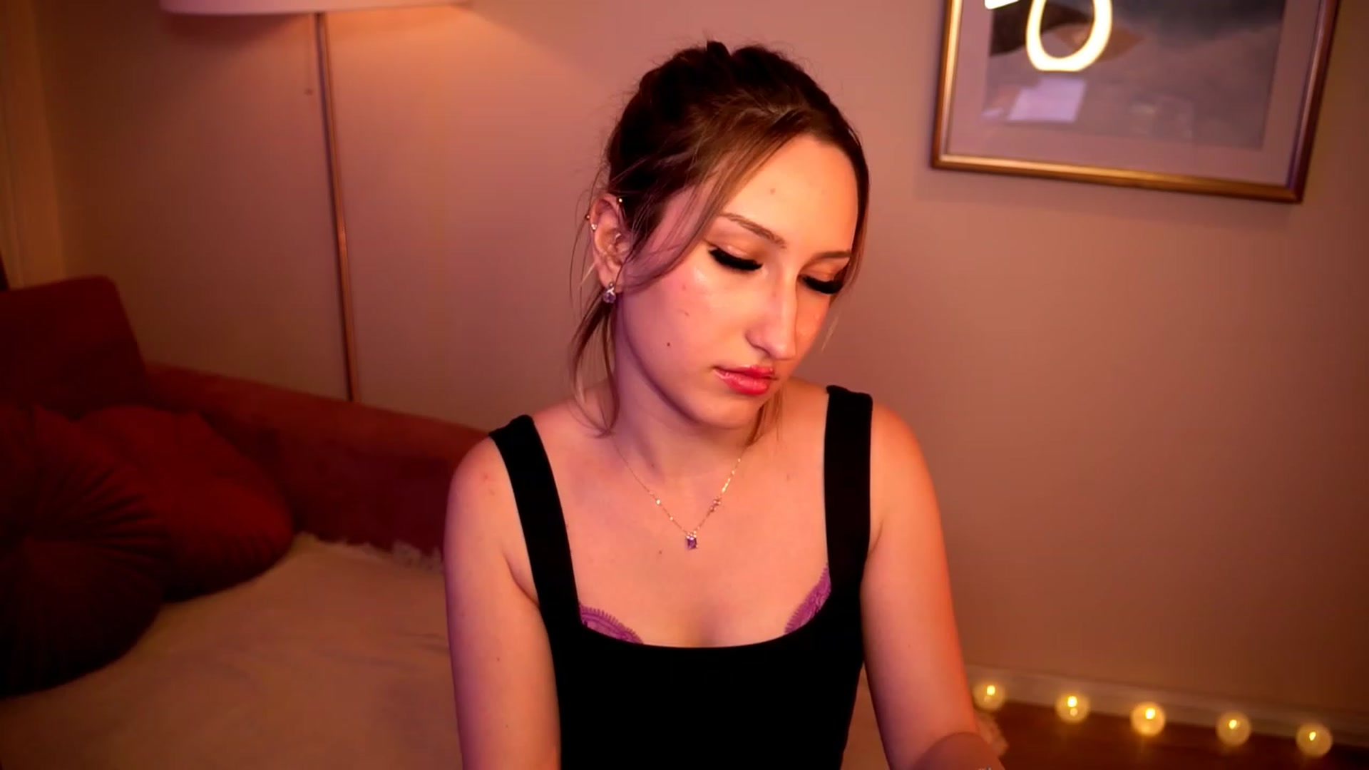 Gallery image thumbnail from Natalialeoe's myfreecams stream on, 07/07/2023, 22:03 image 1 of 20