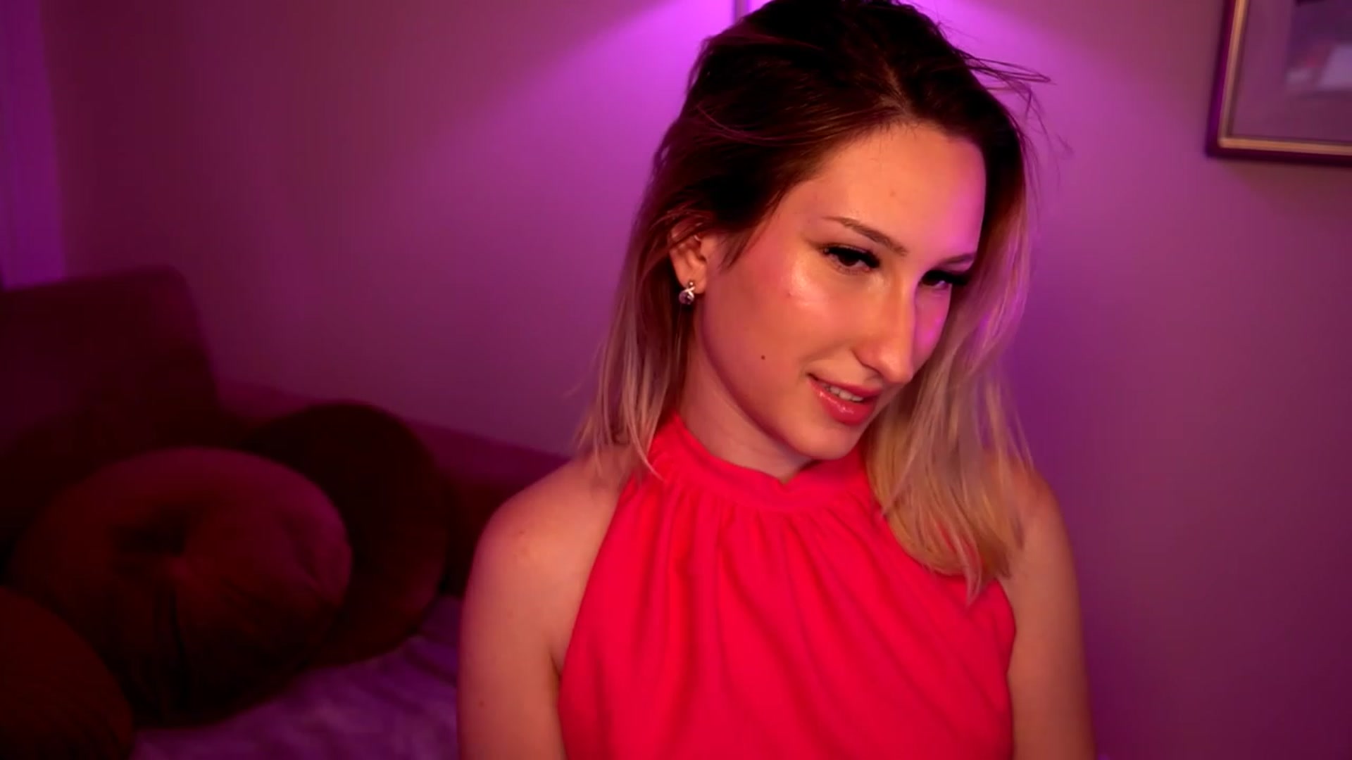 Gallery image thumbnail from Natalialeoe's myfreecams stream on, 07/11/2023, 23:04 image 7 of 20