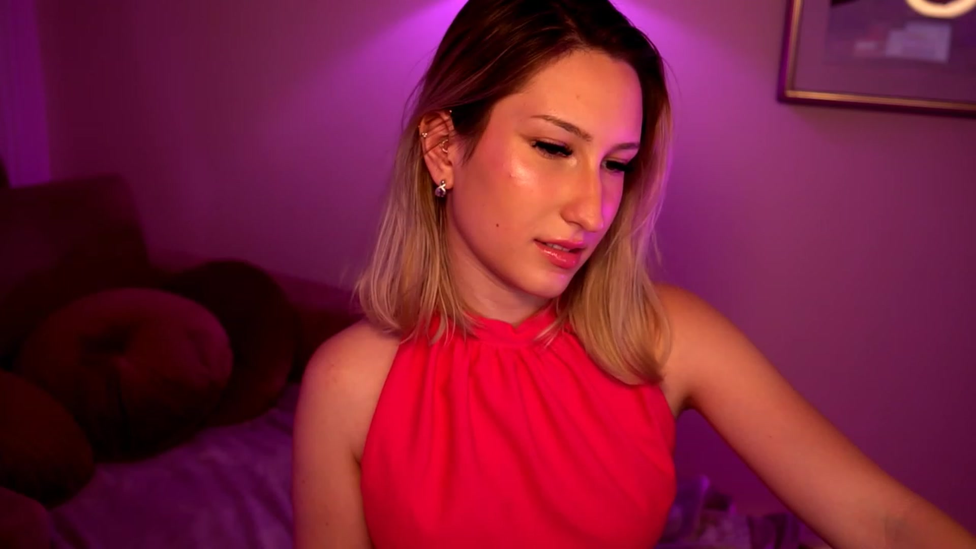 Gallery image thumbnail from Natalialeoe's myfreecams stream on, 07/11/2023, 23:04 image 9 of 20
