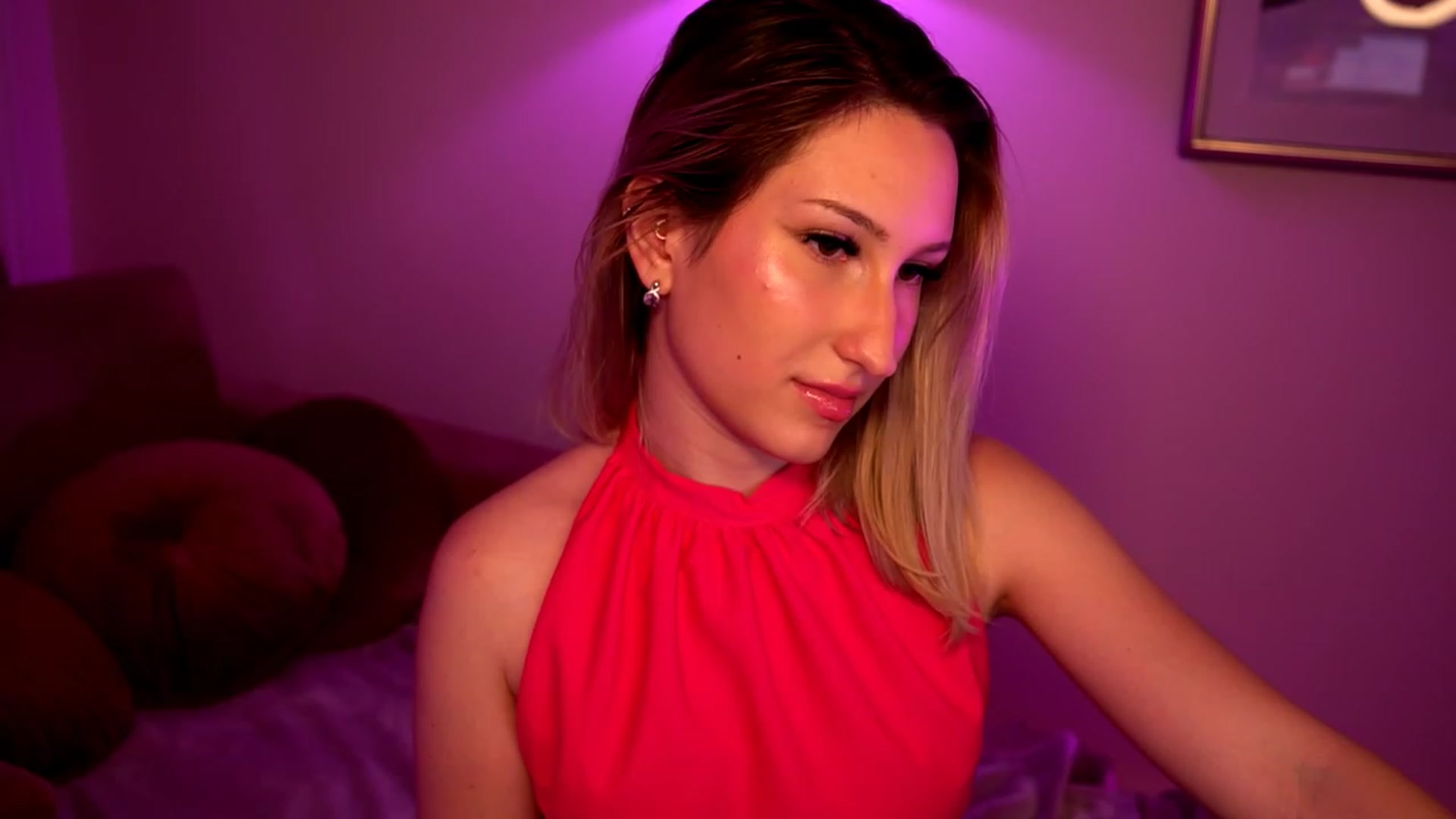 Gallery image thumbnail from Natalialeoe's myfreecams stream on, 07/11/2023, 23:04 image 10 of 20