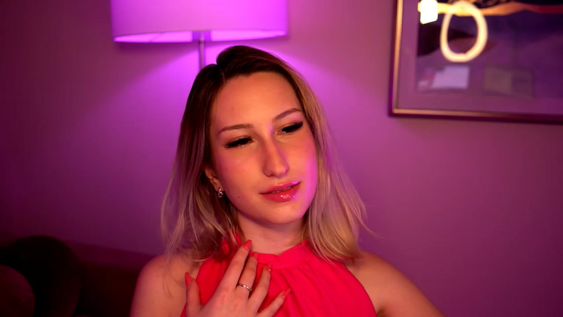 Gallery image thumbnail from Natalialeoe's myfreecams stream on, 07/11/2023, 23:04 image 5 of 20