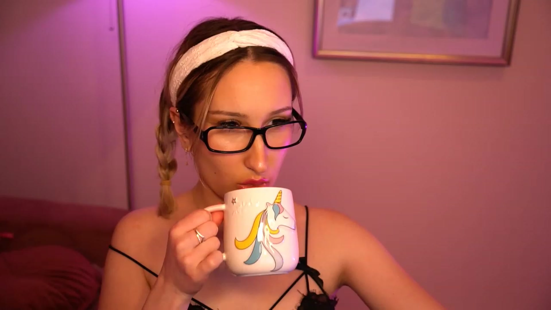 Gallery image thumbnail from Natalialeoe's myfreecams stream on, 07/18/2023, 24:48 image 8 of 20