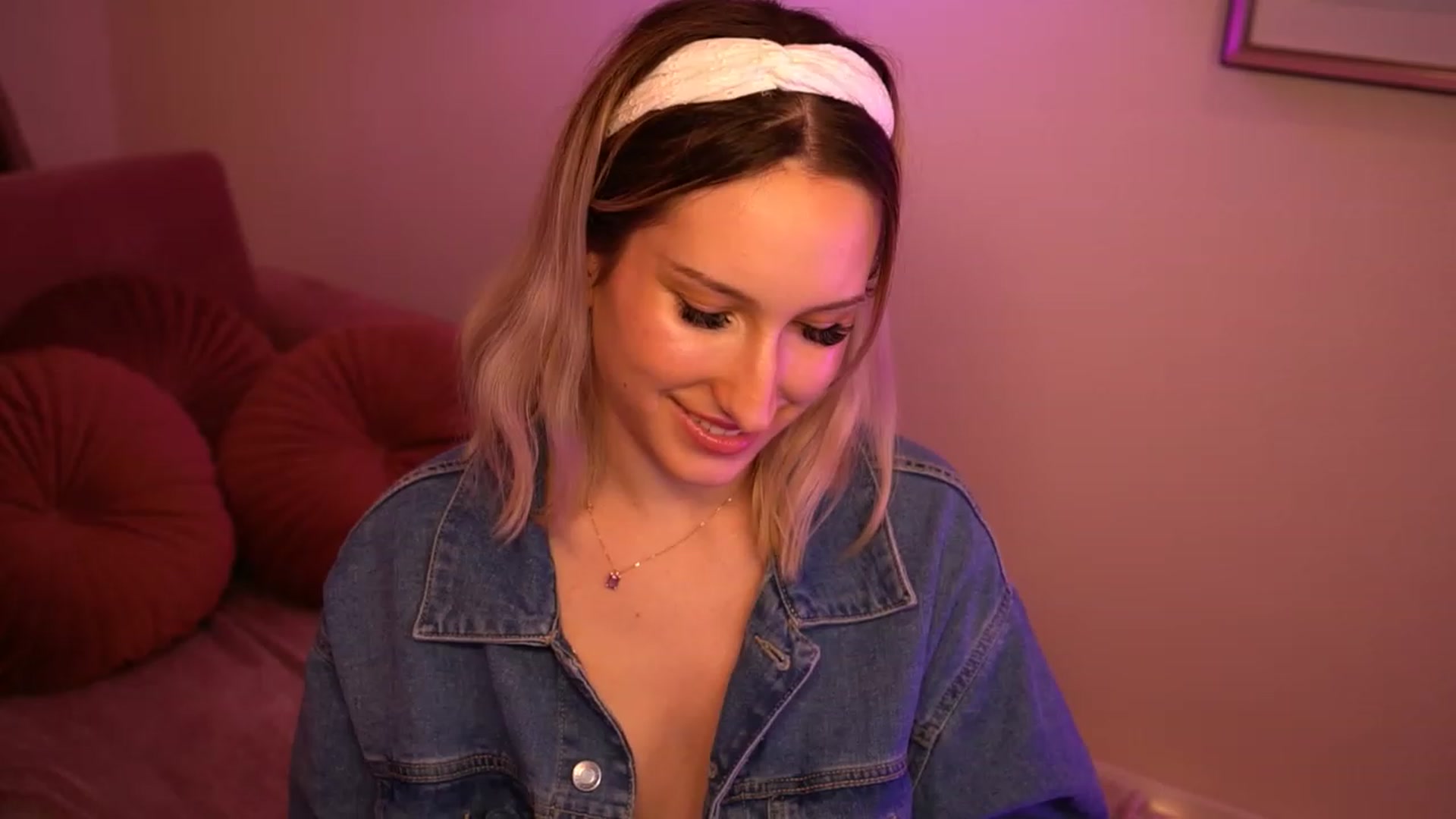 Gallery image thumbnail from Natalialeoe's myfreecams stream on, 07/18/2023, 05:16 image 18 of 20