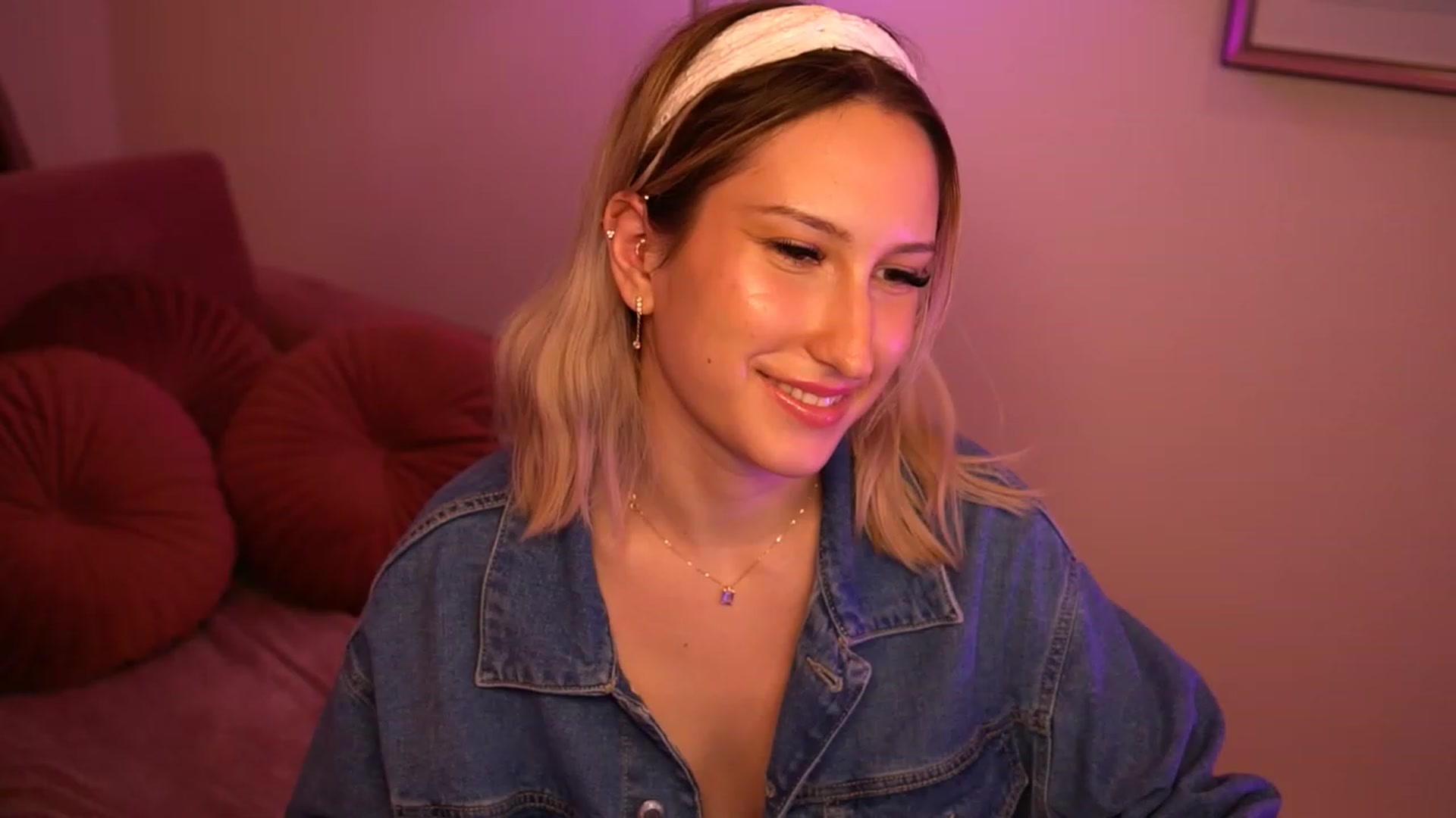 Gallery image thumbnail from Natalialeoe's myfreecams stream on, 07/18/2023, 05:16 image 14 of 20