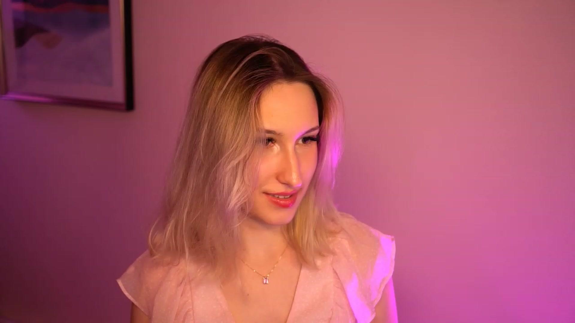 Gallery image thumbnail from Natalialeoe's myfreecams stream on, 07/19/2023, 24:04 image 1 of 20