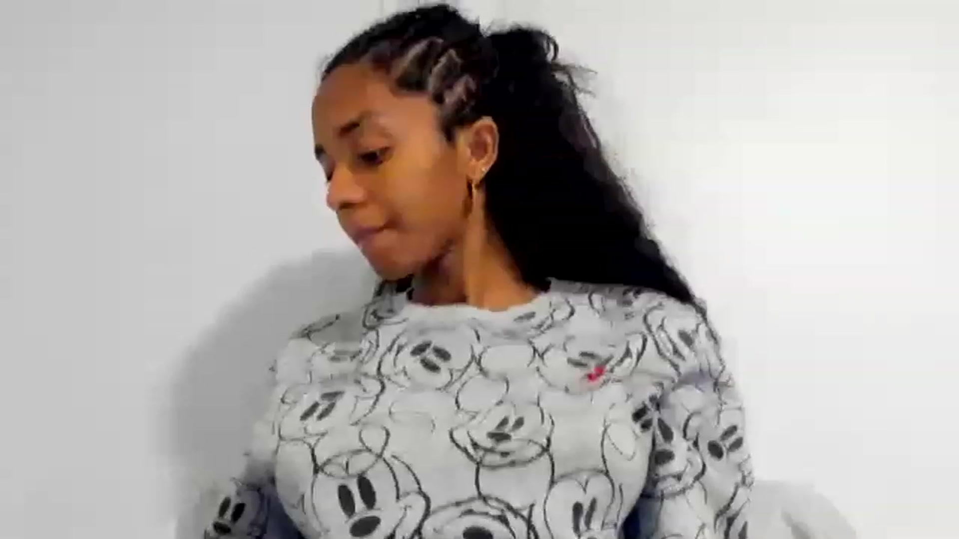 Gallery image thumbnail from Nataliareyes_'s myfreecams stream on, 03/14/2023, 01:43 image 19 of 20