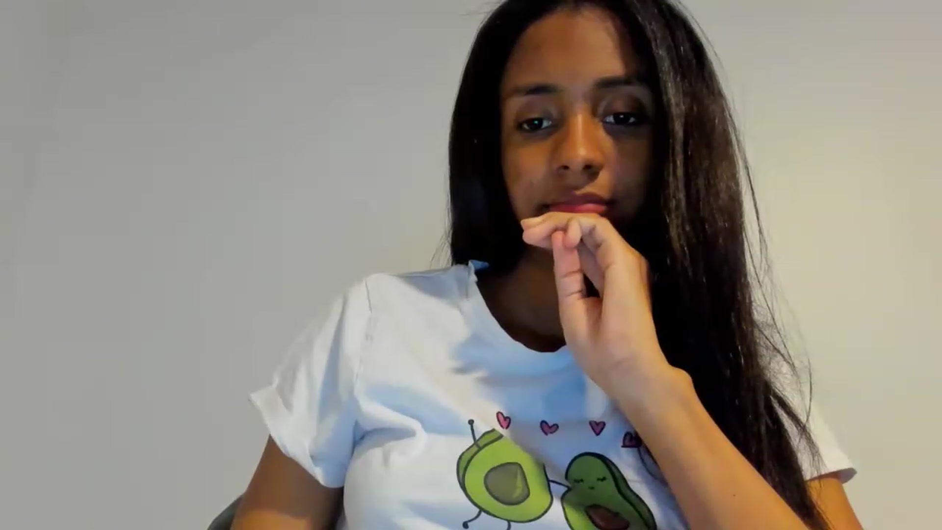 Gallery image thumbnail from Nataliareyes_'s myfreecams stream on, 03/22/2023, 02:09 image 9 of 20