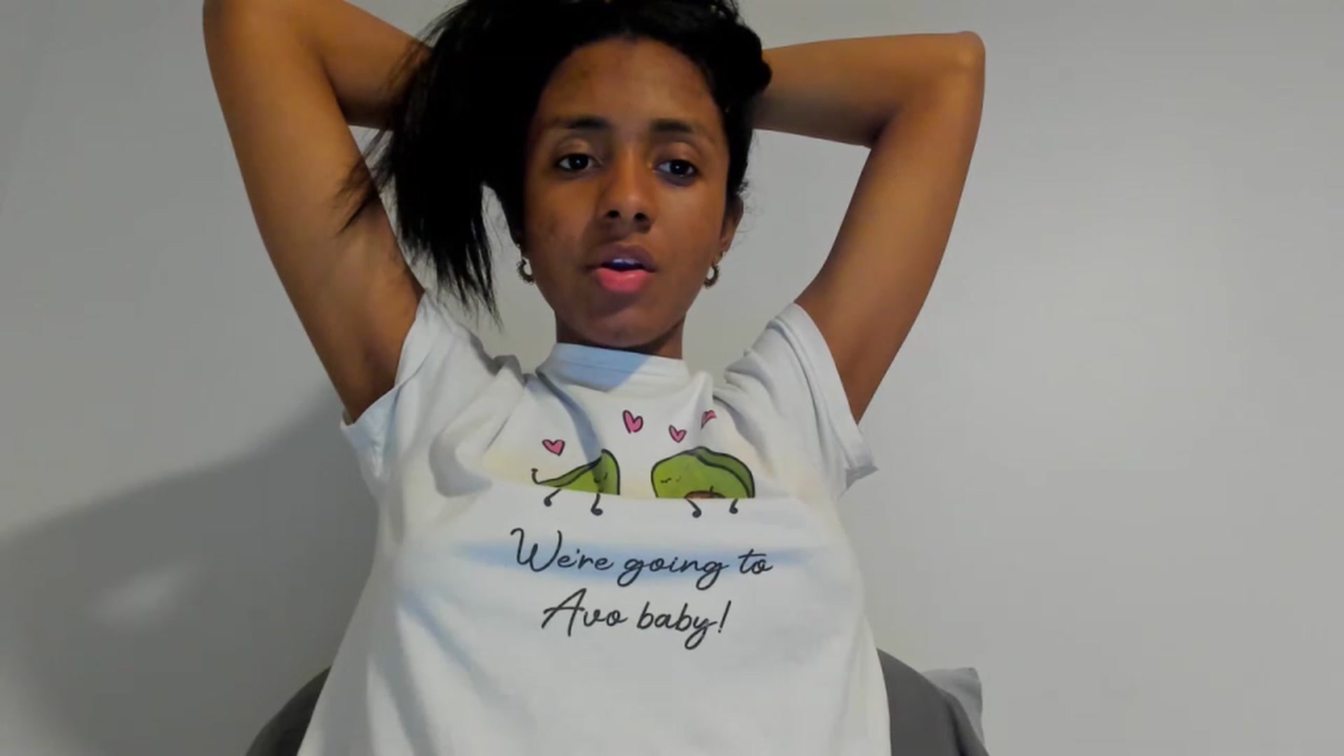 Gallery image thumbnail from Nataliareyes_'s myfreecams stream on, 03/22/2023, 02:09 image 17 of 20