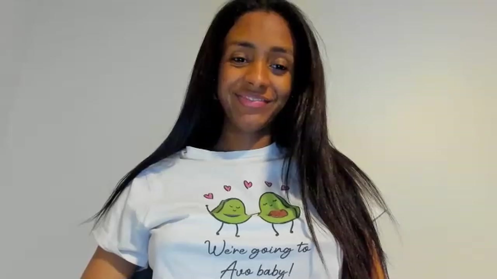 Gallery image thumbnail from Nataliareyes_'s myfreecams stream on, 03/22/2023, 02:09 image 5 of 20
