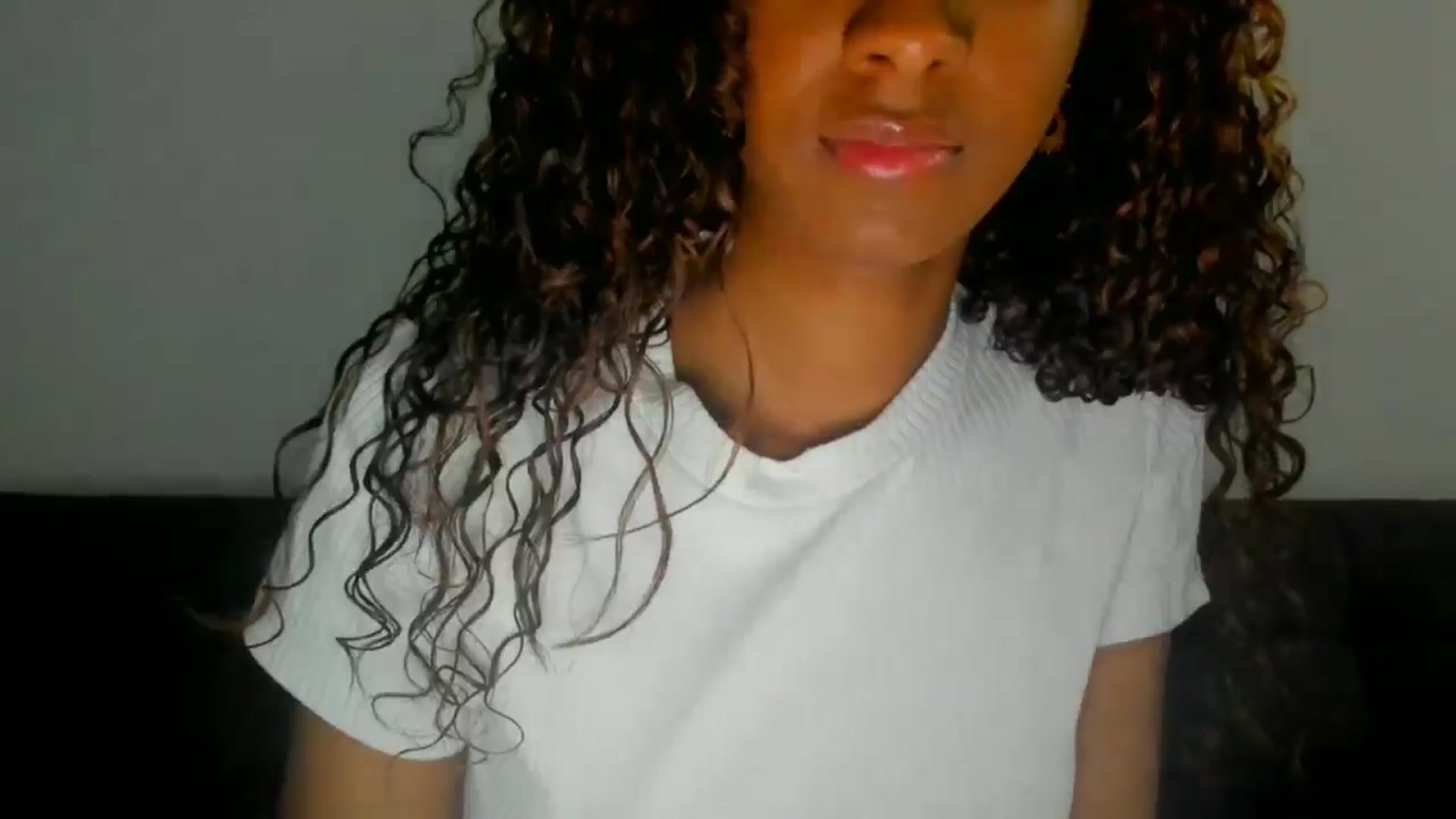 Gallery image thumbnail from Nataliareyes_'s myfreecams stream on, 01/24/2025, 22:24 image 19 of 20