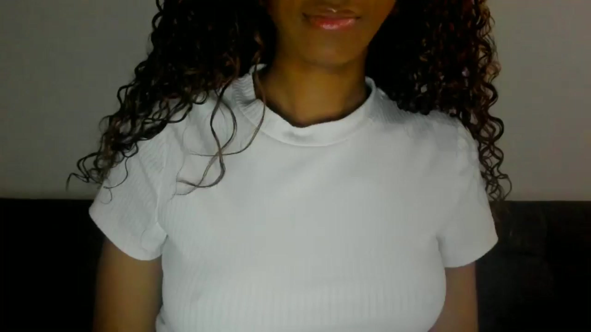 Gallery image thumbnail from Nataliareyes_'s myfreecams stream on, 01/24/2025, 22:24 image 12 of 20