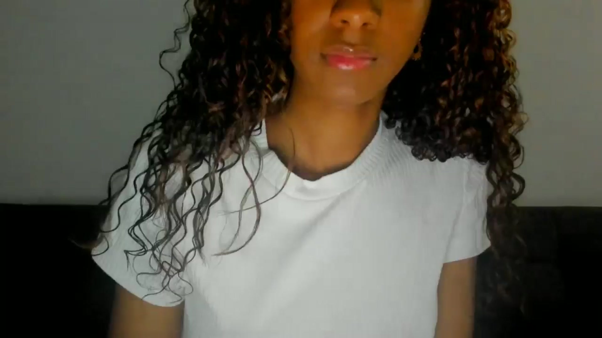 Gallery image thumbnail from Nataliareyes_'s myfreecams stream on, 01/24/2025, 22:24 image 16 of 20