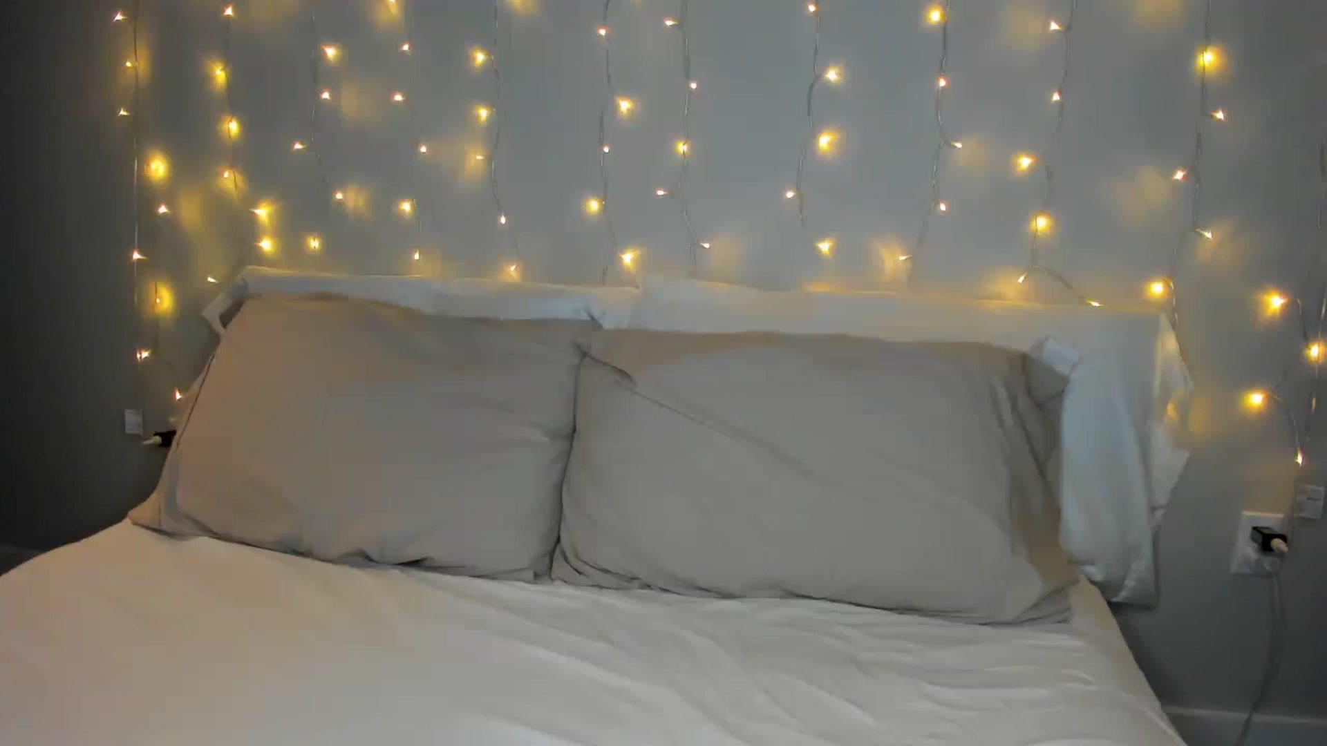 Gallery image thumbnail from NataliasPeach's myfreecams stream on, 07/19/2023, 07:28 image 2 of 20