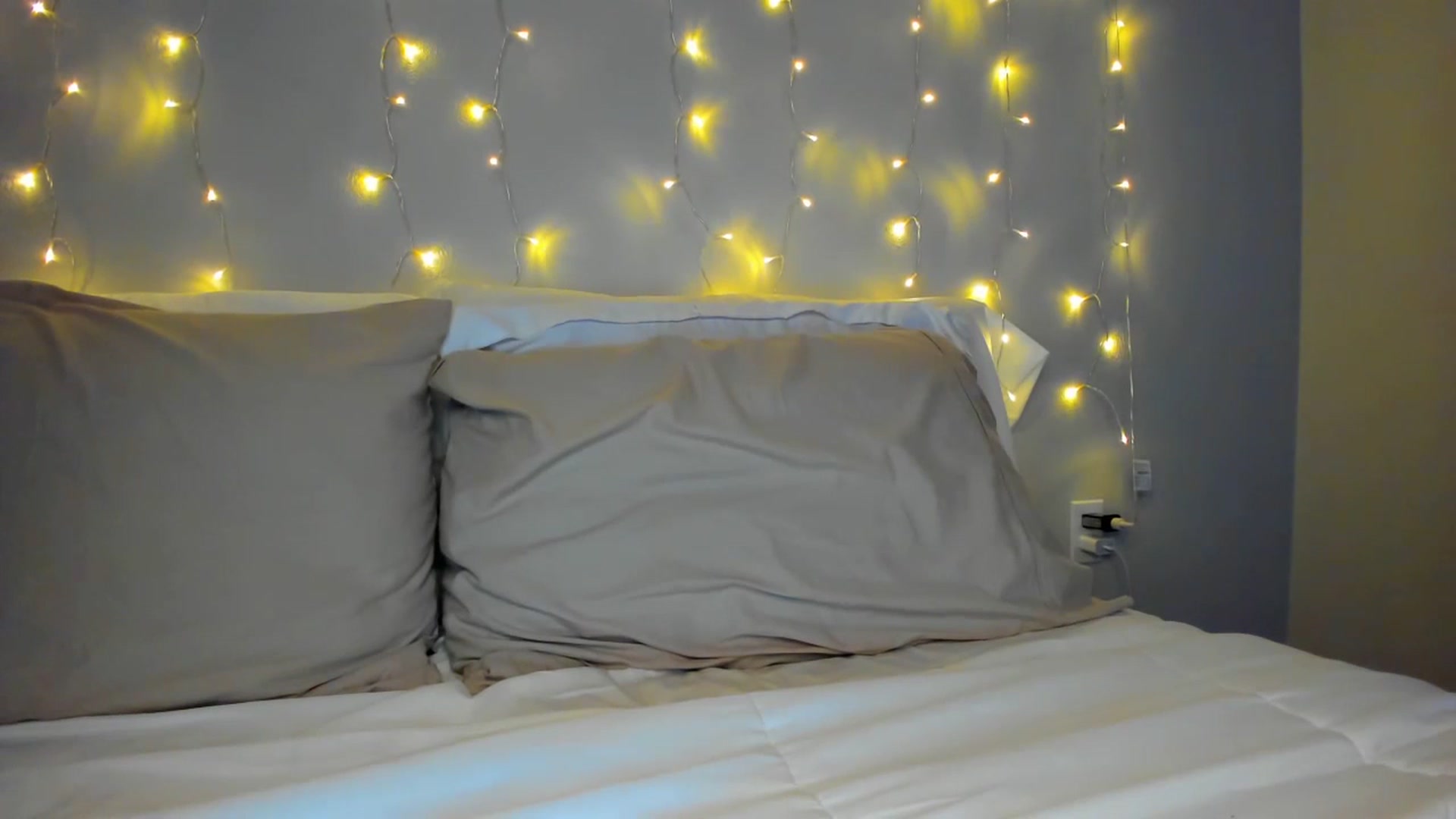 Gallery image thumbnail from NataliasPeach's myfreecams stream on, 07/20/2023, 08:24 image 12 of 20