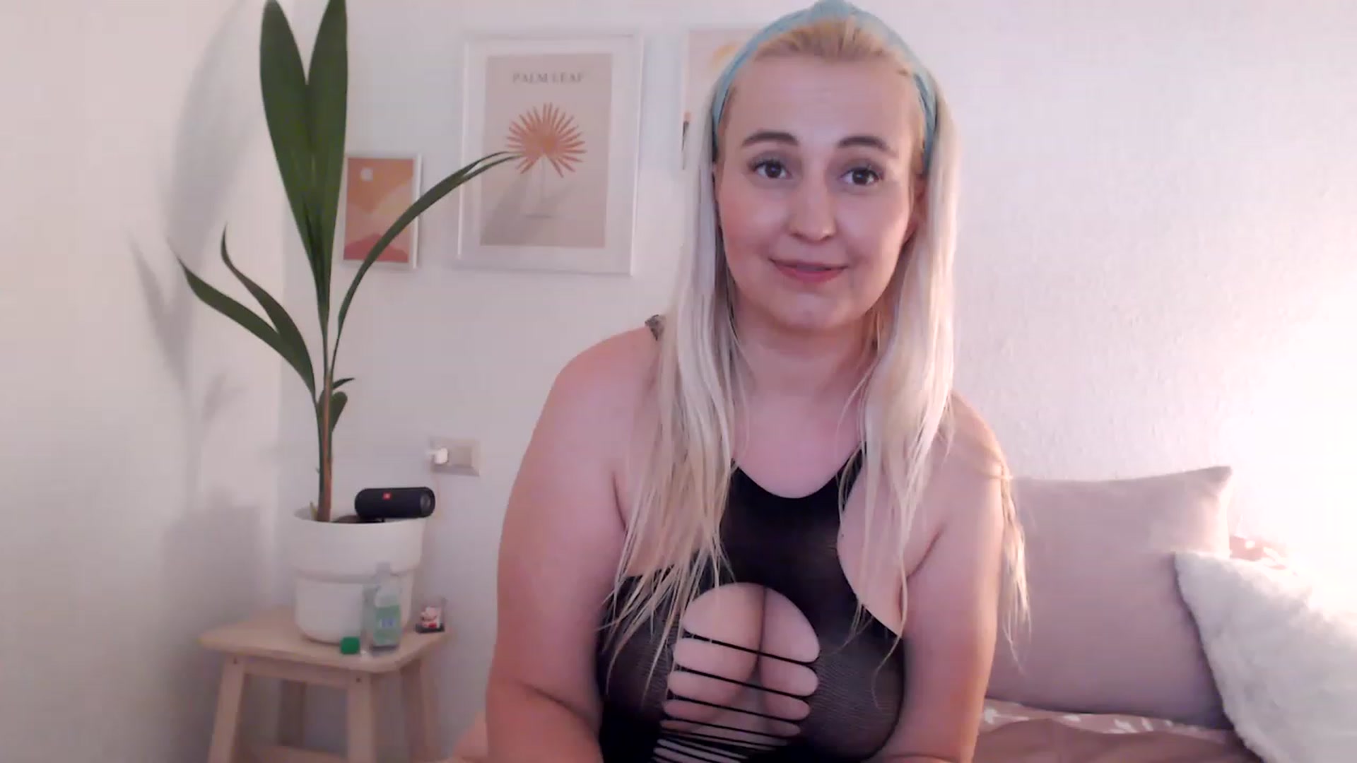 Gallery image thumbnail from NatalieMFC's myfreecams stream on, 07/04/2023, 13:05 image 11 of 20