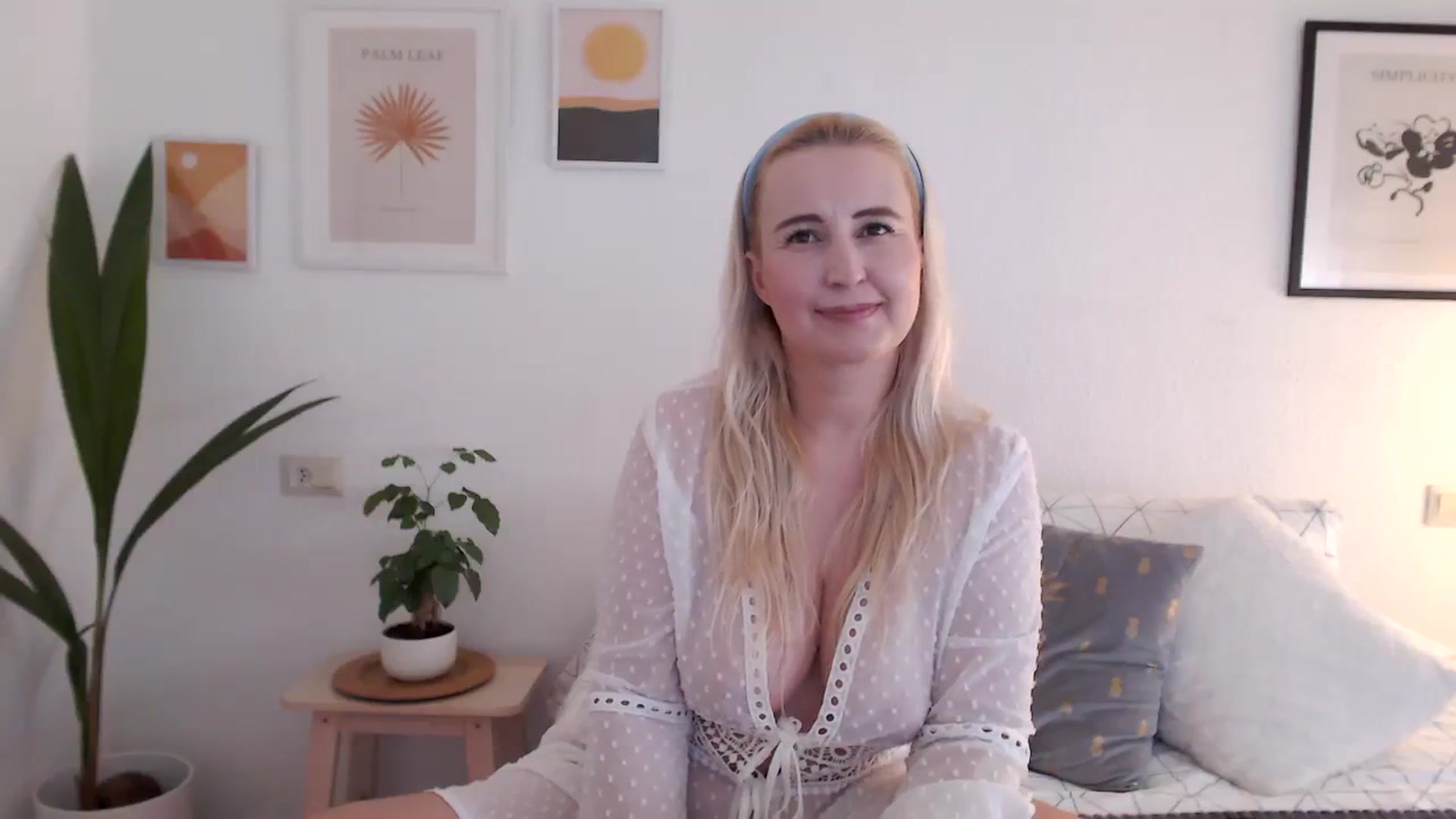 Gallery image thumbnail from NatalieMFC's myfreecams stream on, 07/29/2023, 13:59 image 7 of 20