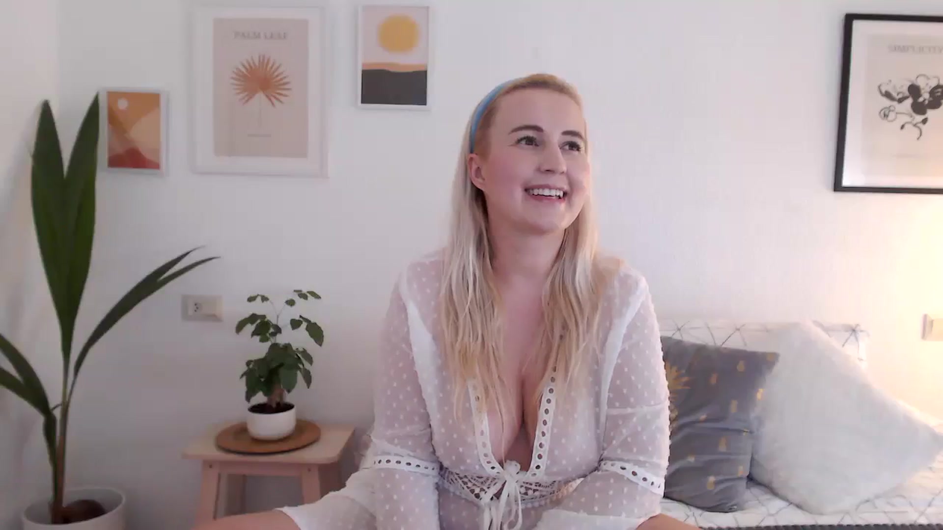 Gallery image thumbnail from NatalieMFC's myfreecams stream on, 07/29/2023, 13:59 image 4 of 20
