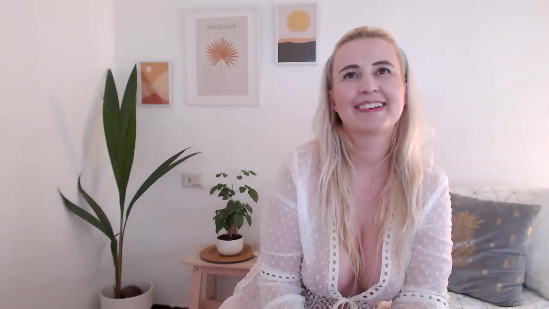 Gallery image thumbnail from NatalieMFC's myfreecams stream on, 07/29/2023, 17:11 image 20 of 20