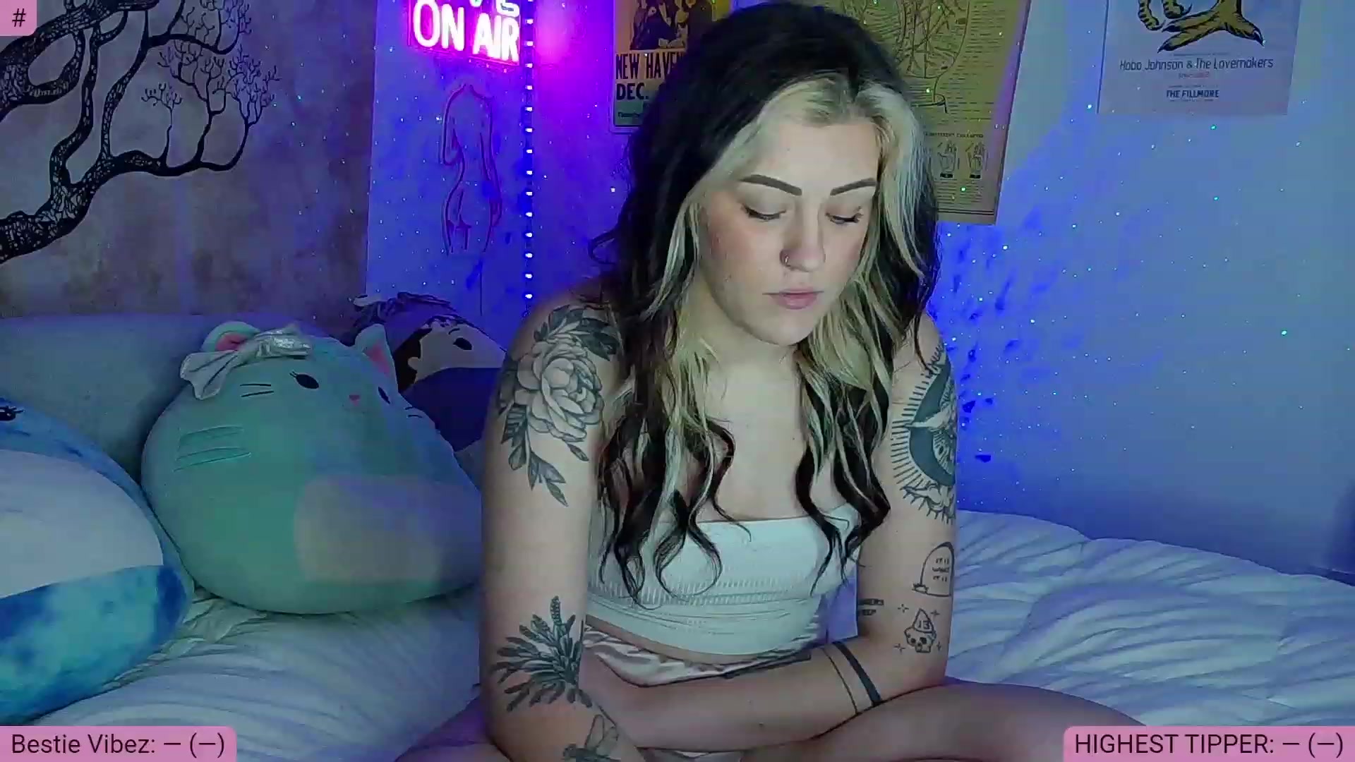 Gallery image thumbnail from NatalieNavedo's myfreecams stream on, 01/22/2023, 01:18 image 5 of 20