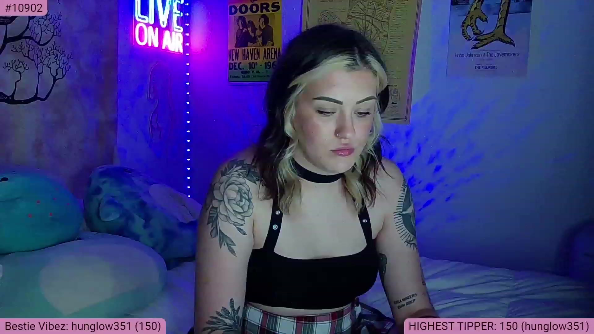 Gallery image thumbnail from NatalieNavedo's myfreecams stream on, 01/27/2023, 06:31 image 10 of 20
