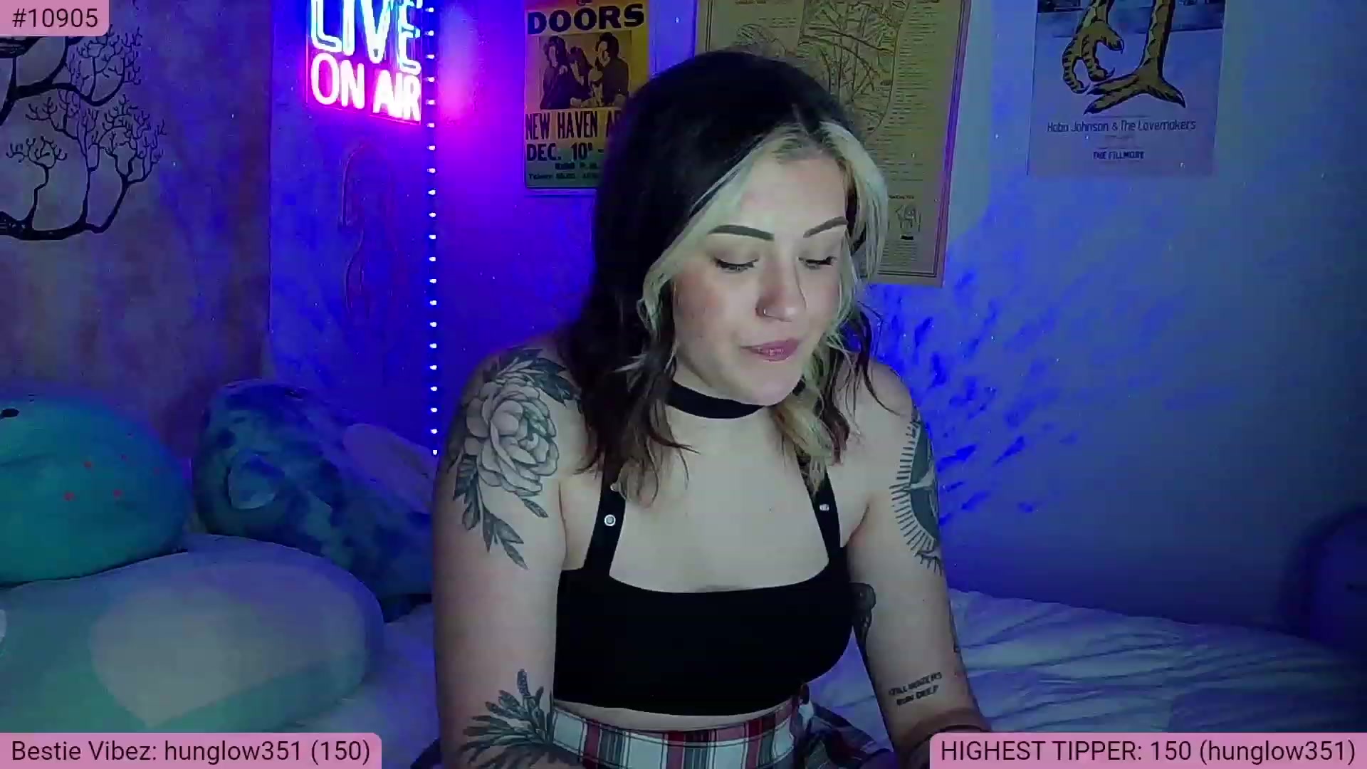Gallery image thumbnail from NatalieNavedo's myfreecams stream on, 01/27/2023, 06:31 image 3 of 20
