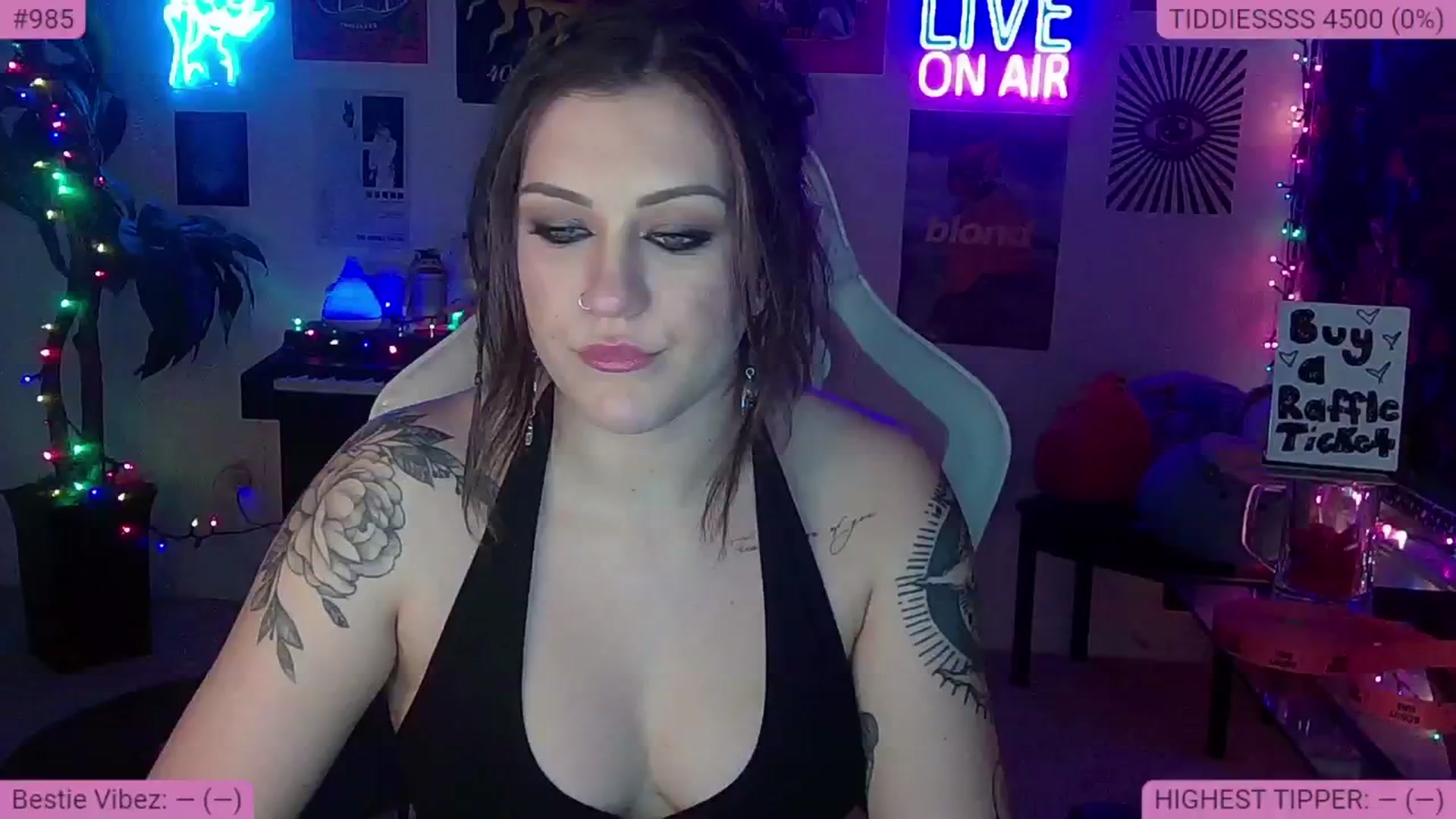 Gallery image thumbnail from NatalieNavedo's myfreecams stream on, 01/18/2024, 11:59 image 1 of 20