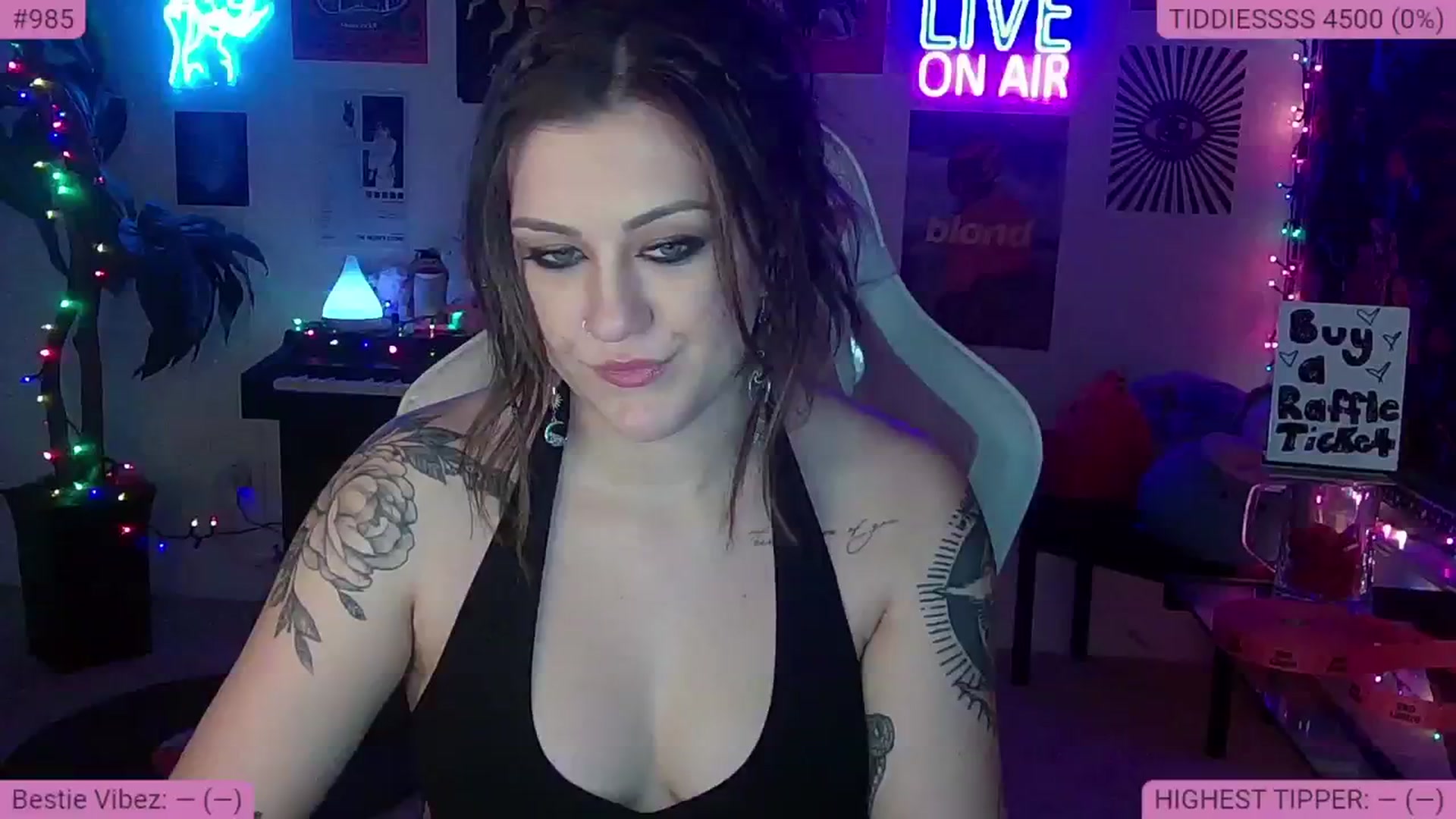 Gallery image thumbnail from NatalieNavedo's myfreecams stream on, 01/18/2024, 11:59 image 2 of 20
