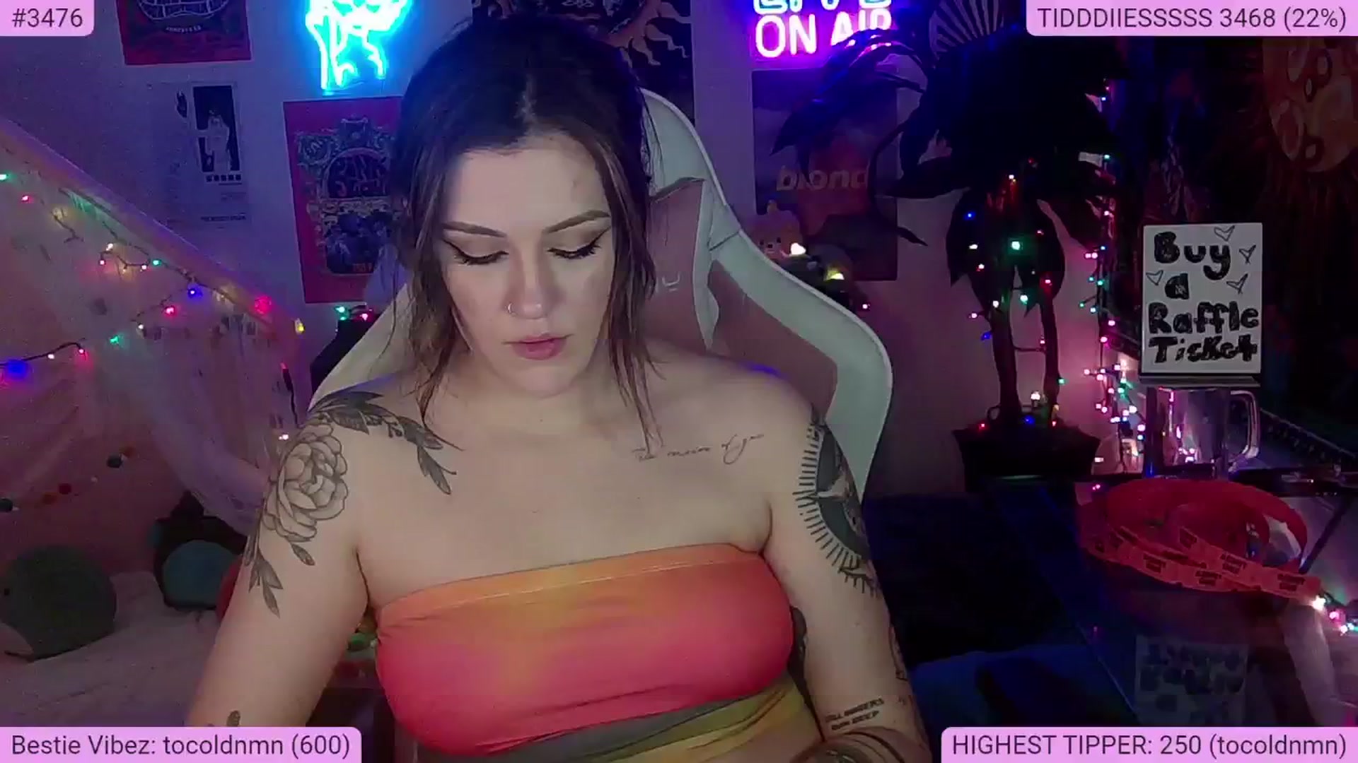 Gallery image thumbnail from NatalieNavedo's myfreecams stream on, 02/05/2024, 09:19 image 12 of 20