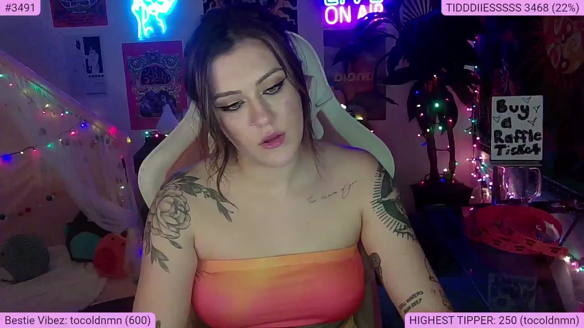 Gallery image thumbnail from NatalieNavedo's myfreecams stream on, 02/05/2024, 09:19 image 2 of 20