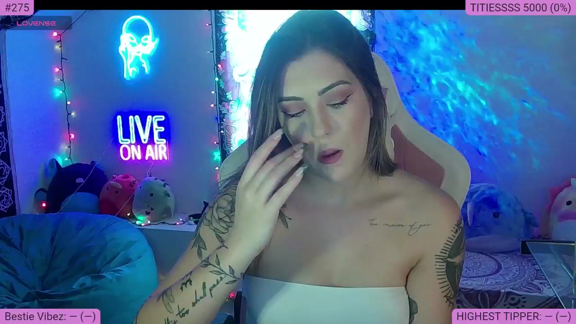 Gallery image thumbnail from NatalieNavedo's myfreecams stream on, 07/30/2024, 24:21 image 7 of 20