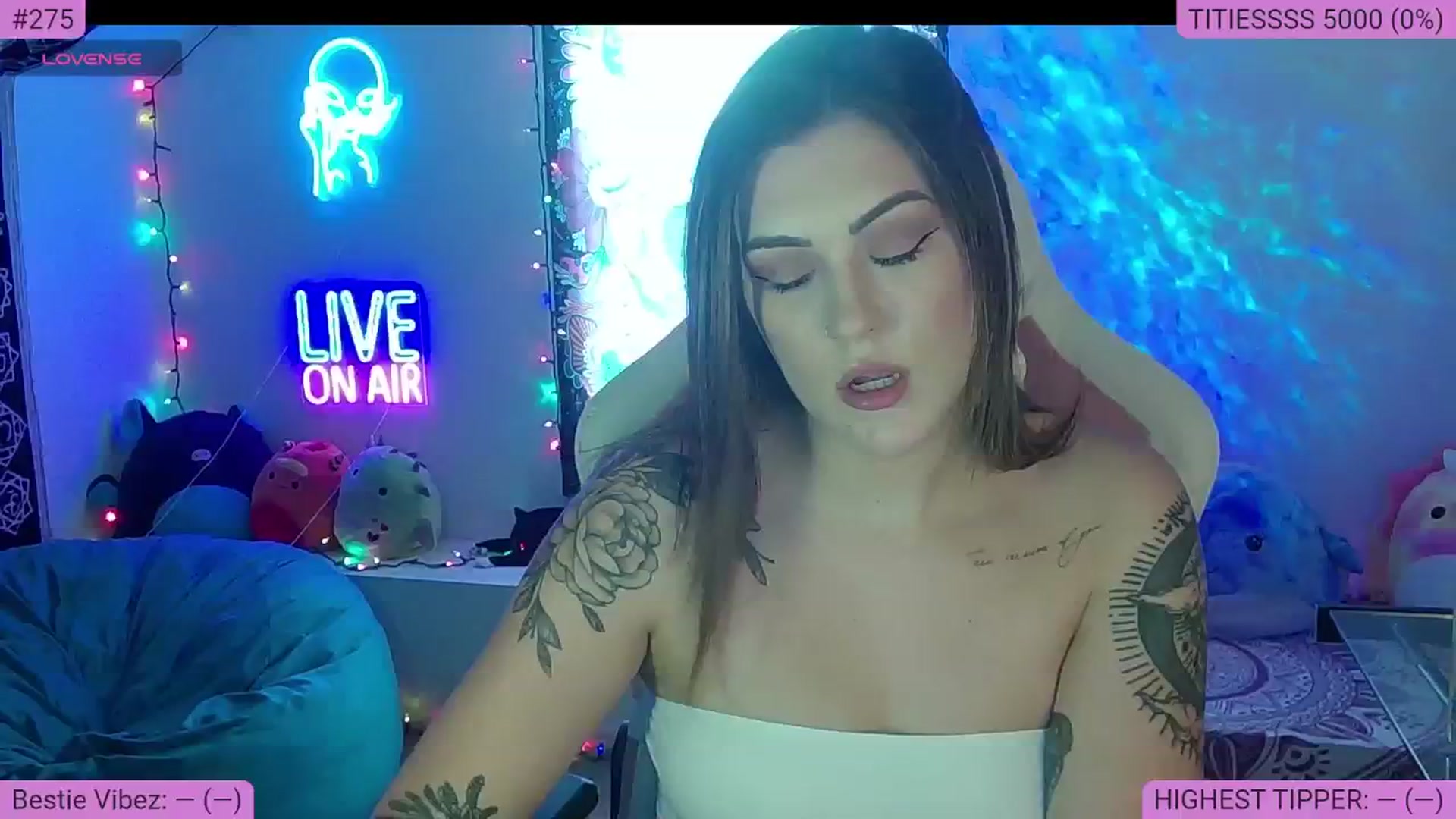 Gallery image thumbnail from NatalieNavedo's myfreecams stream on, 07/30/2024, 24:21 image 8 of 20